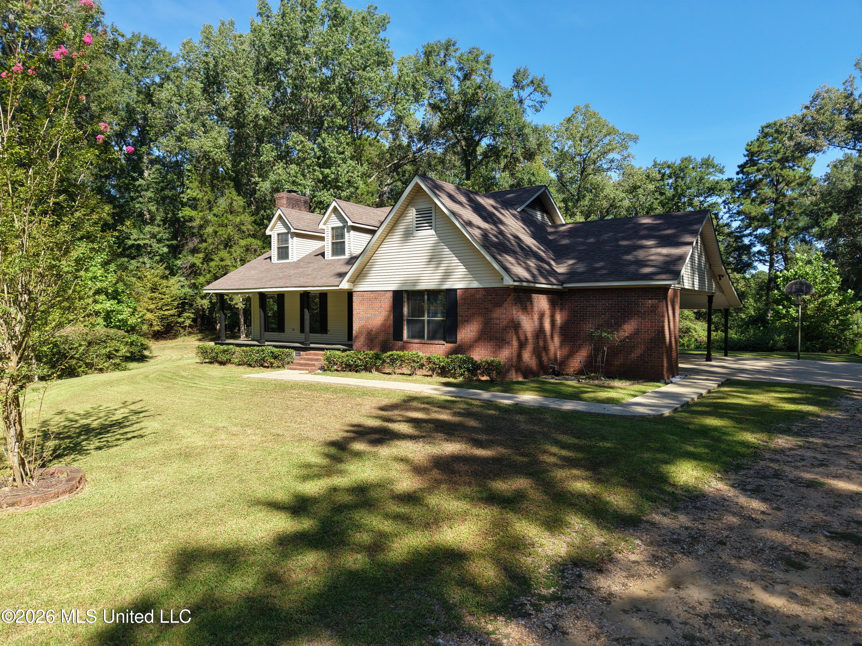2053 Warrenton Property Photo 58