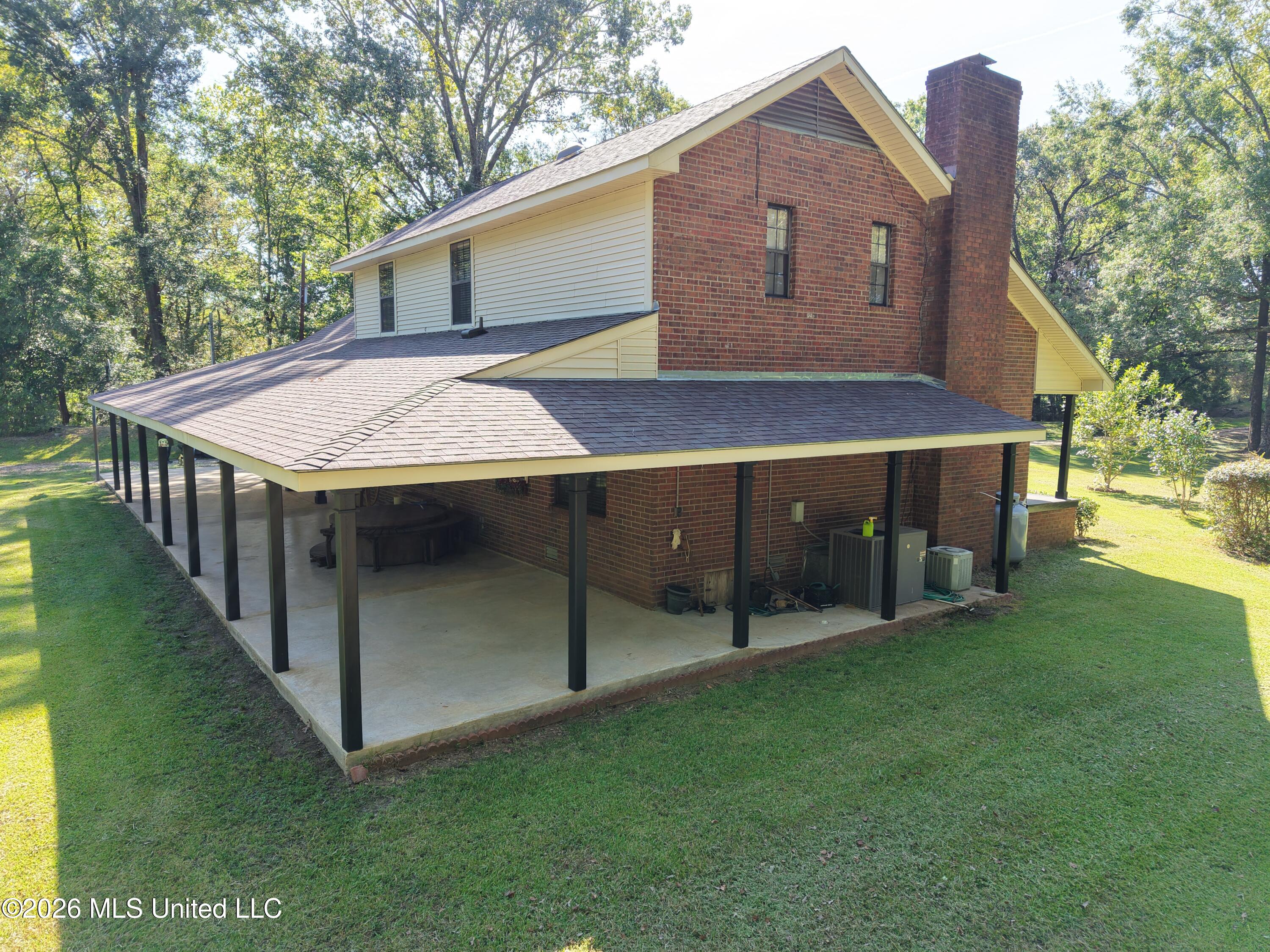 2053 Warrenton Property Photo 63