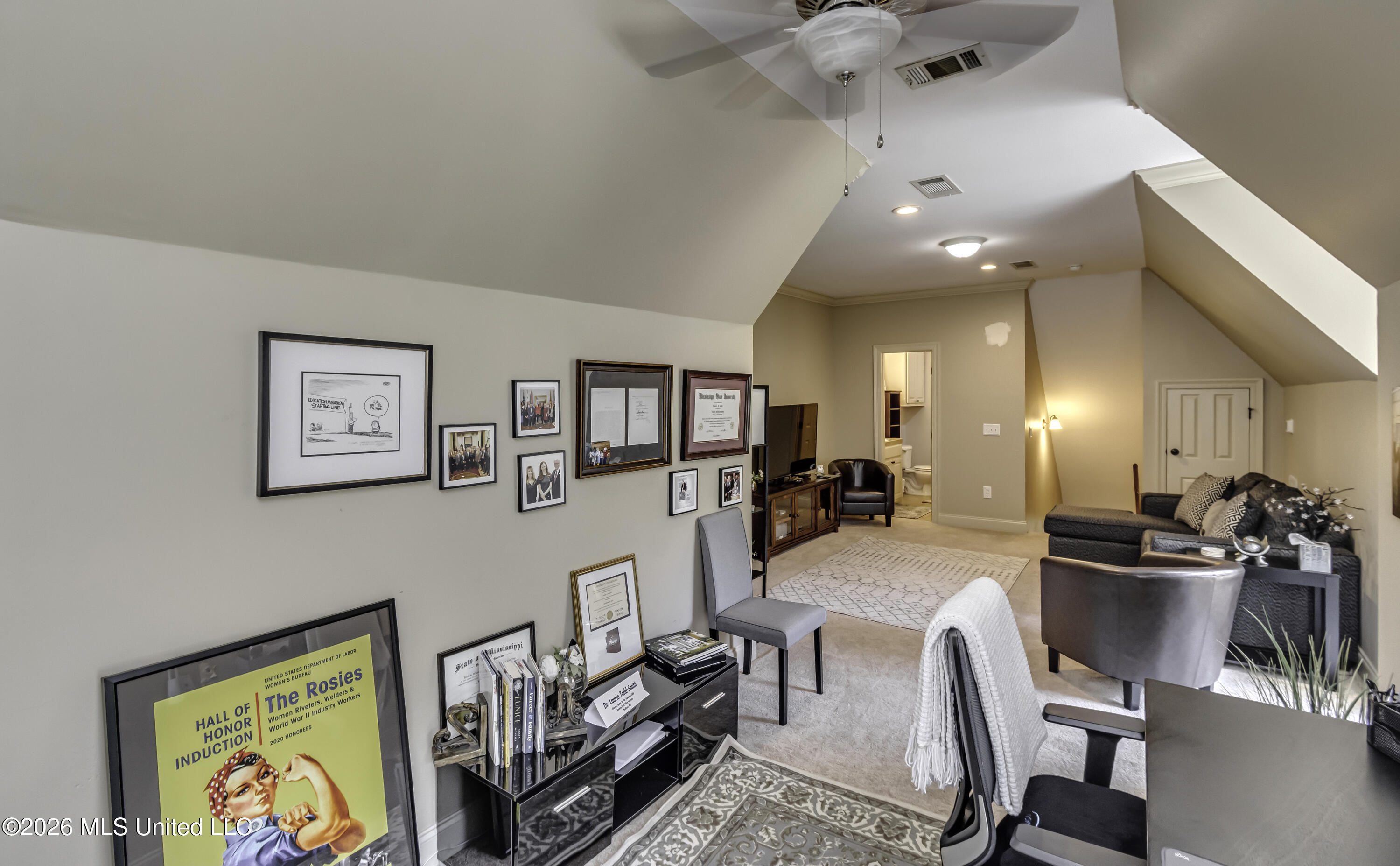 114 Northshore Way Property Photo 37
