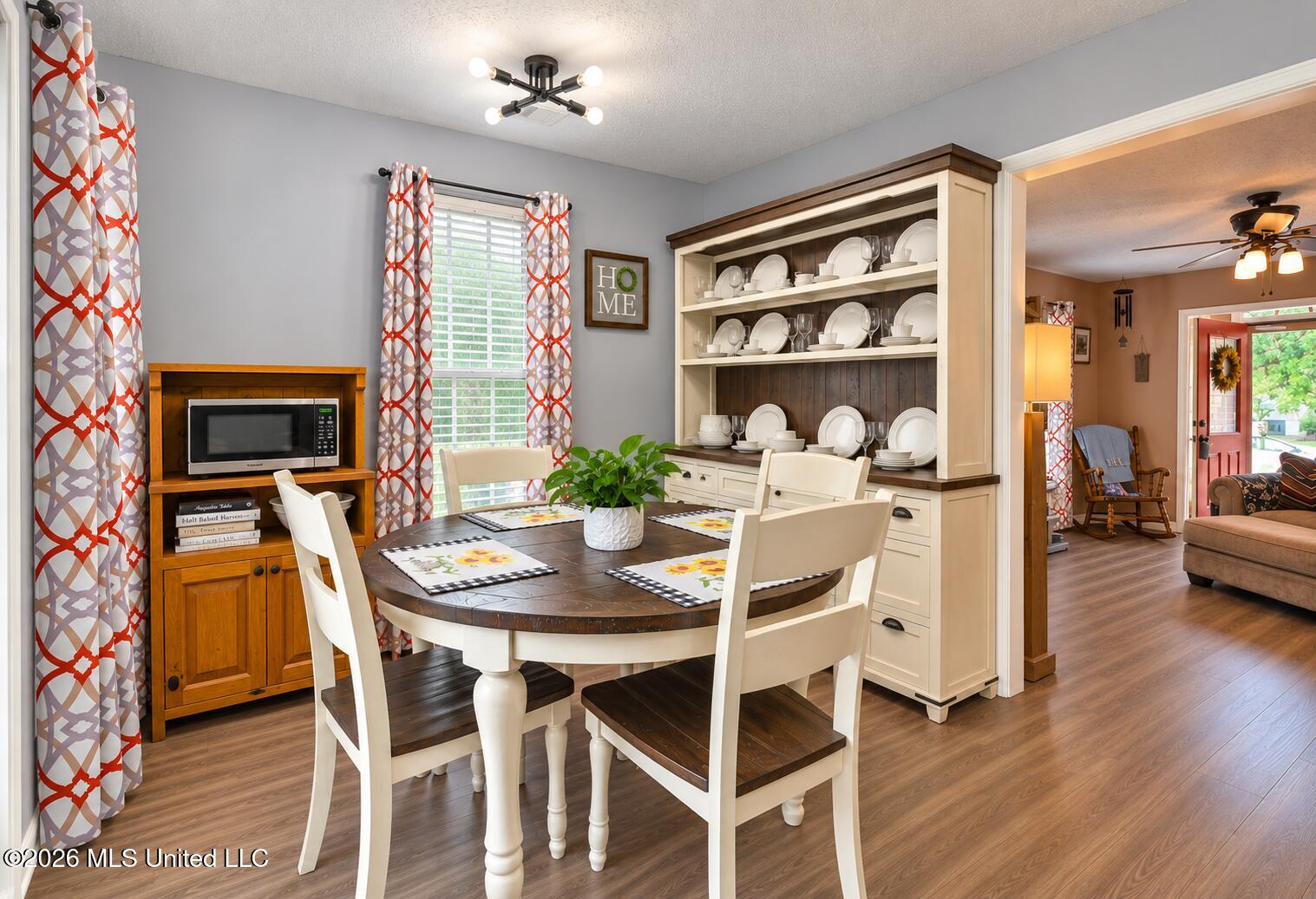 5322 Kalian Cove Property Photo 7
