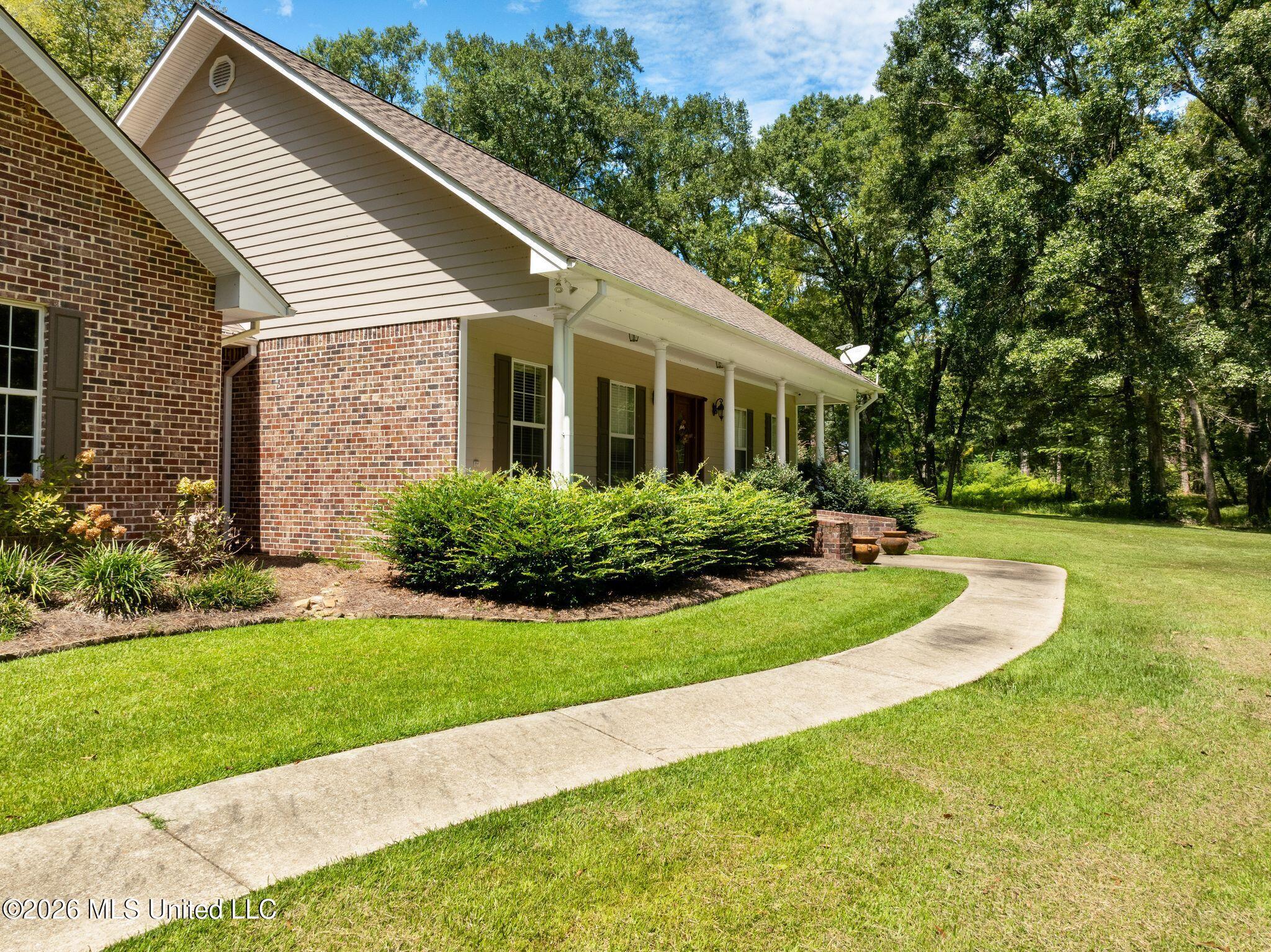 1189 Kenna Road Property Photo 9