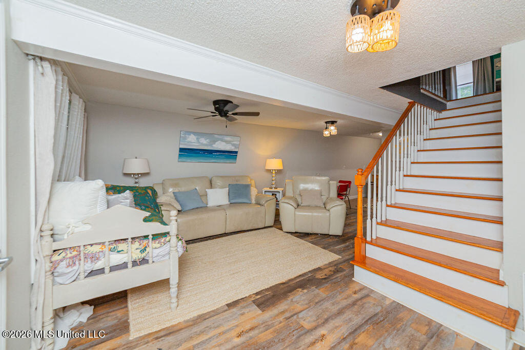 6085 Apache Drive Property Photo 2