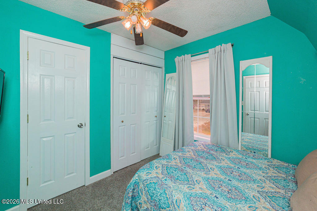 6085 Apache Drive Property Photo 8