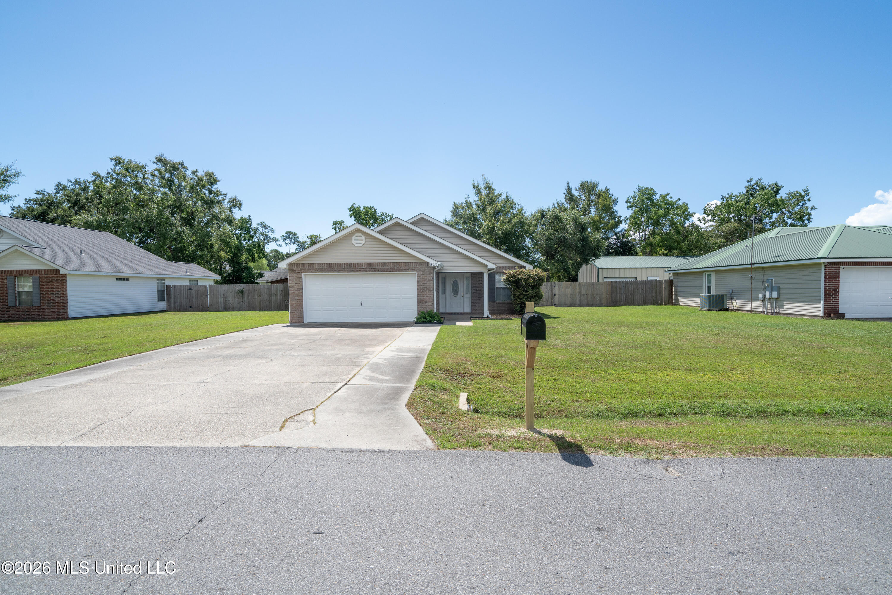 18035 Allen Road Property Photo 1