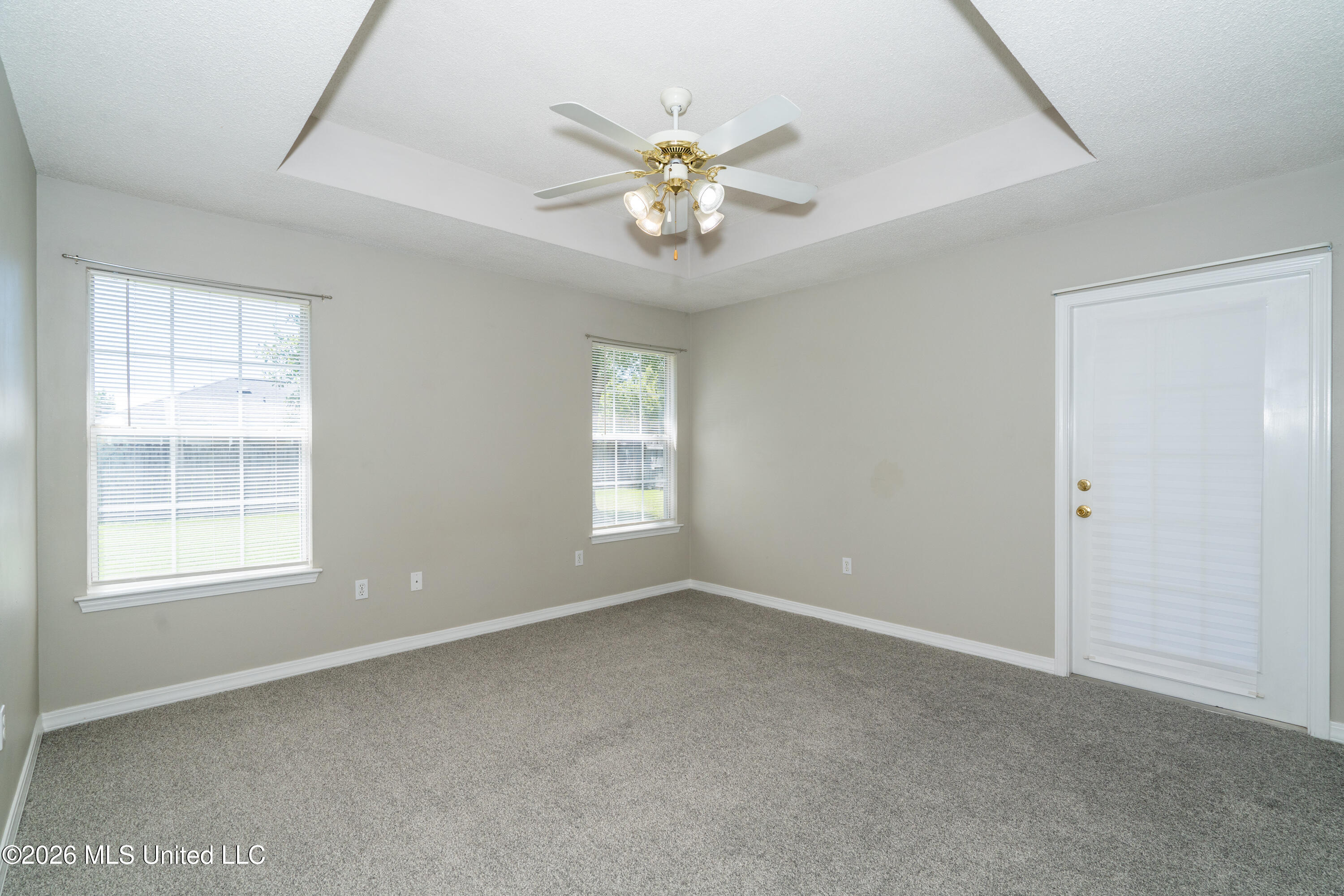 18035 Allen Road Property Photo 12