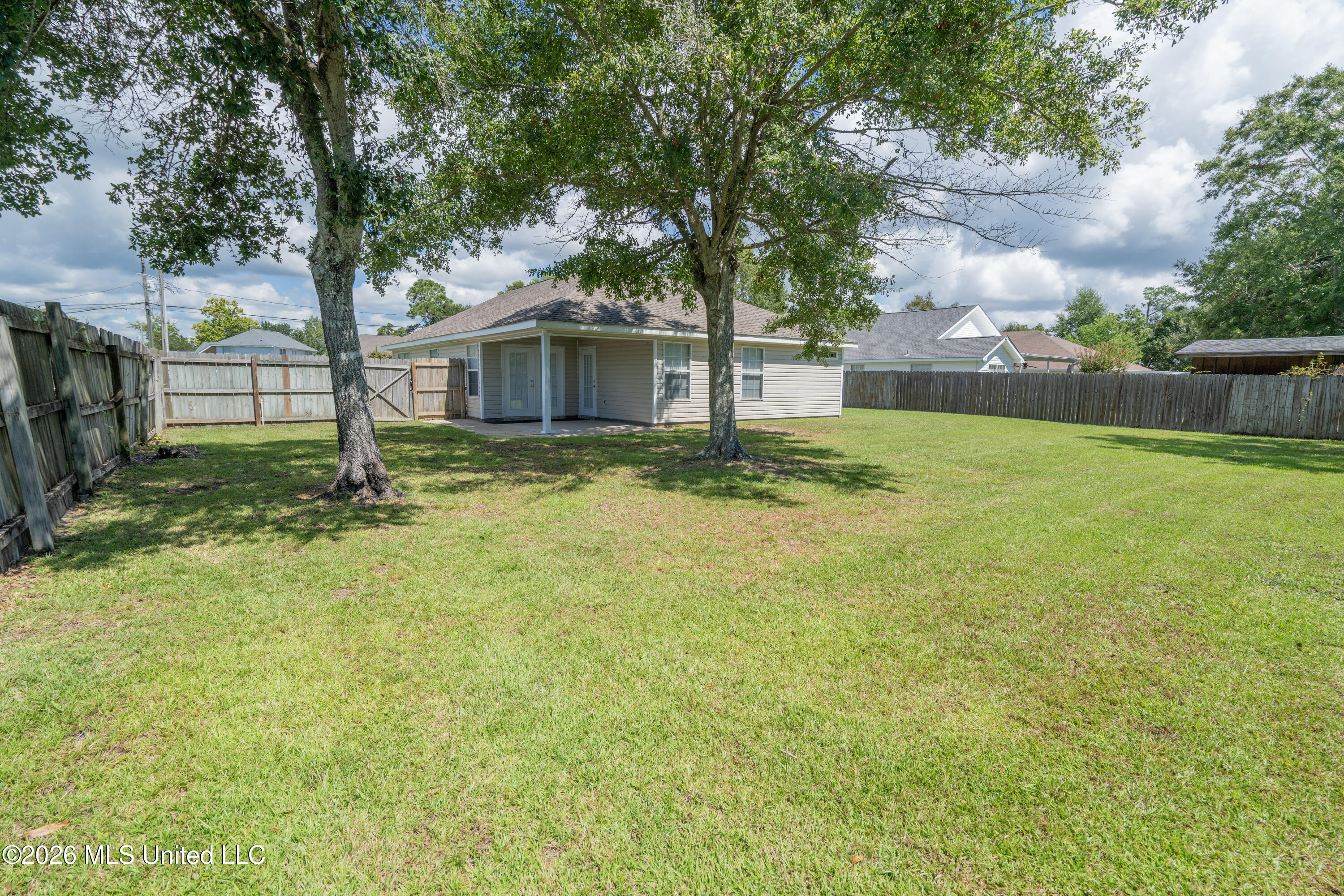 18035 Allen Road Property Photo 18