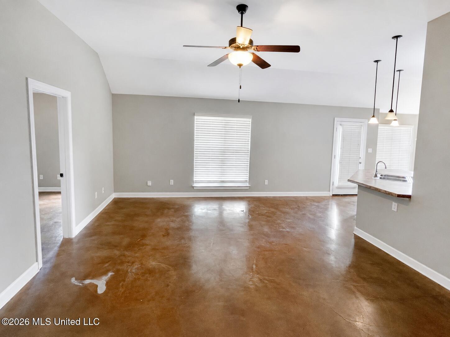 3944 Long Fence Drive Property Photo 2