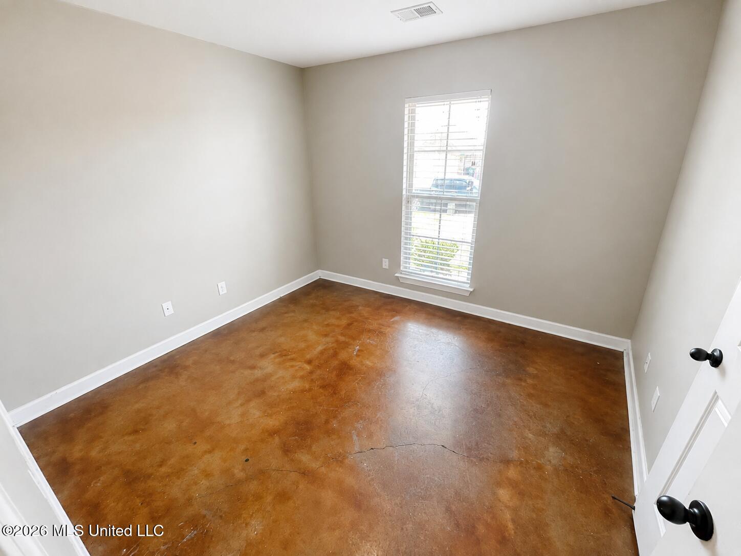 3944 Long Fence Drive Property Photo 7