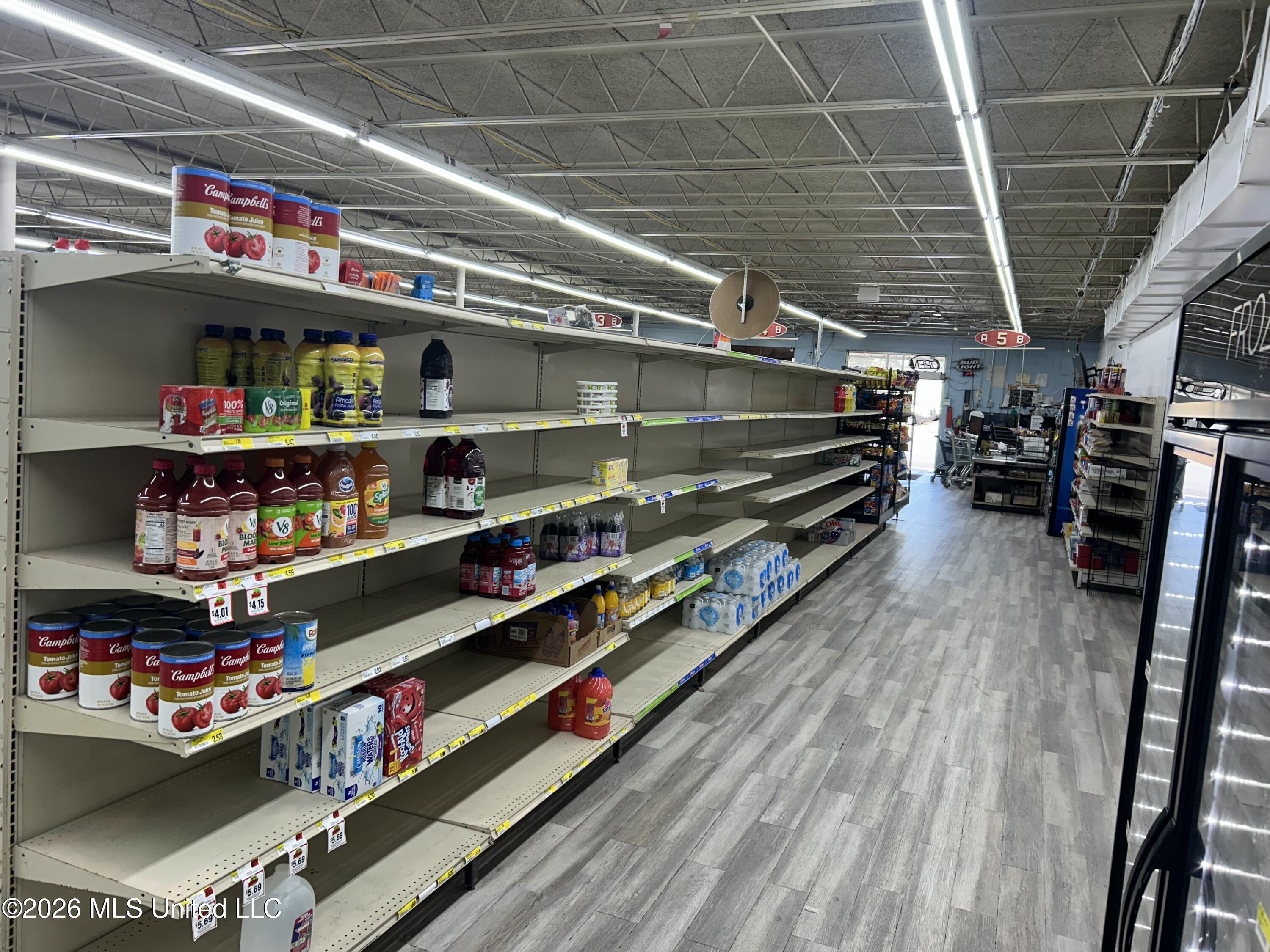 916 Palestine Road Property Photo 9