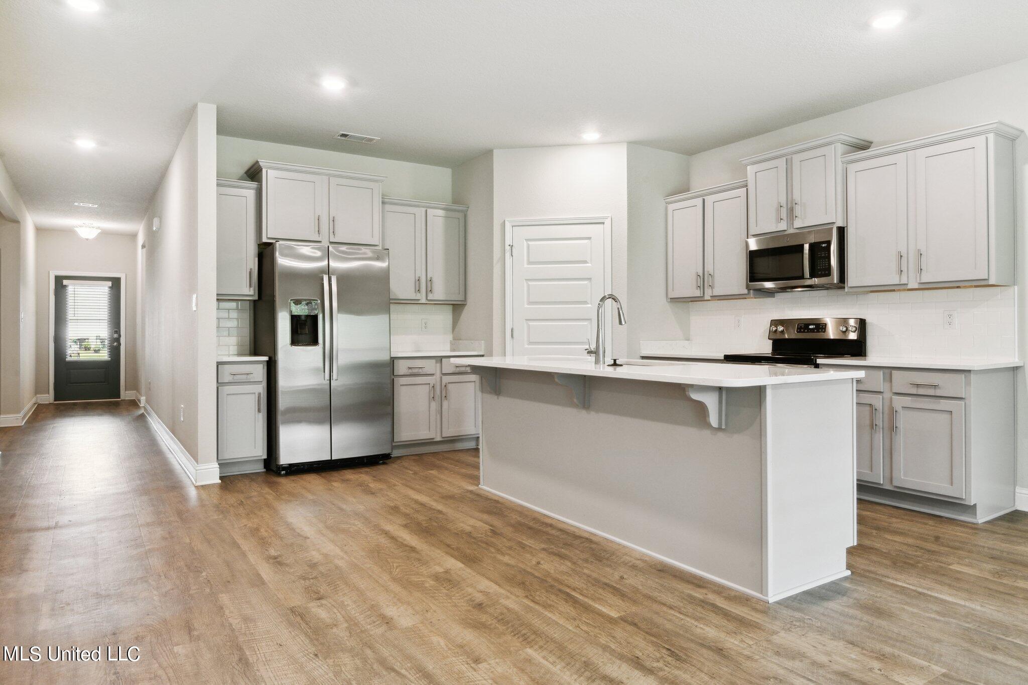 7733 Coral Lane Property Photo 10