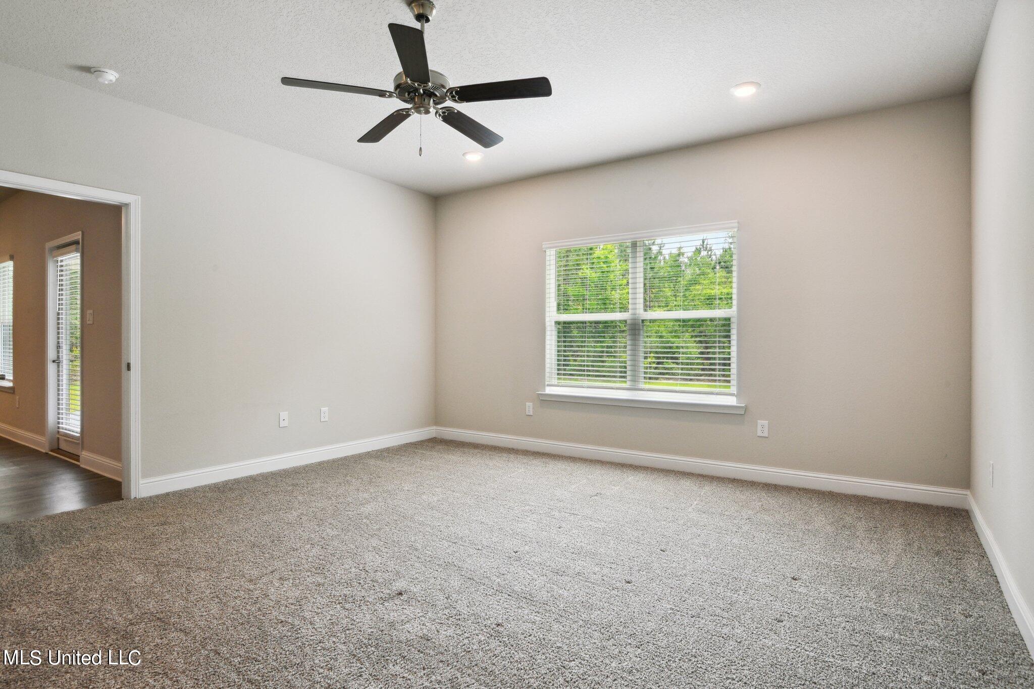 7733 Coral Lane Property Photo 15