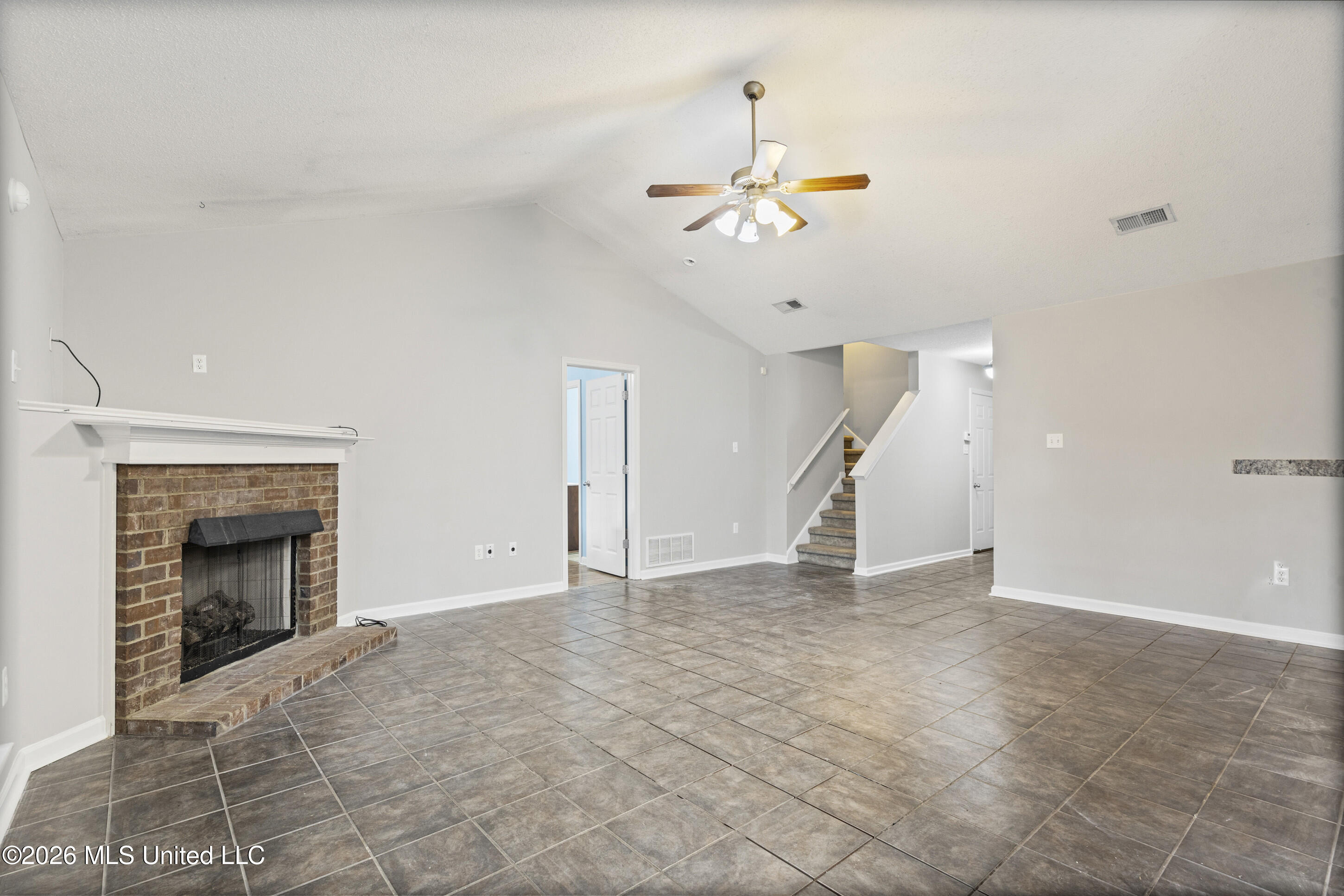 10481 Rhapsody Cove Property Photo 6