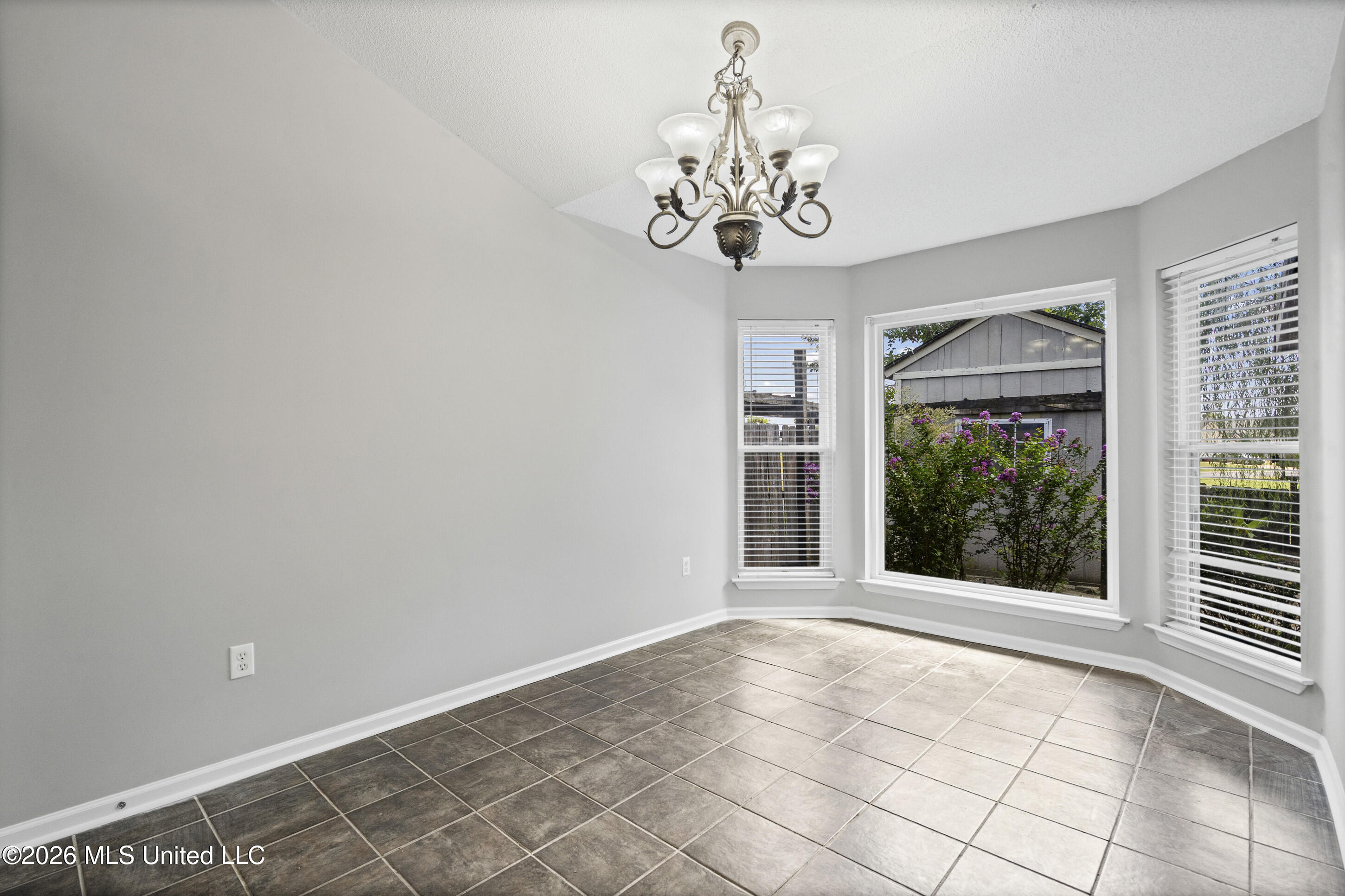 10481 Rhapsody Cove Property Photo 7