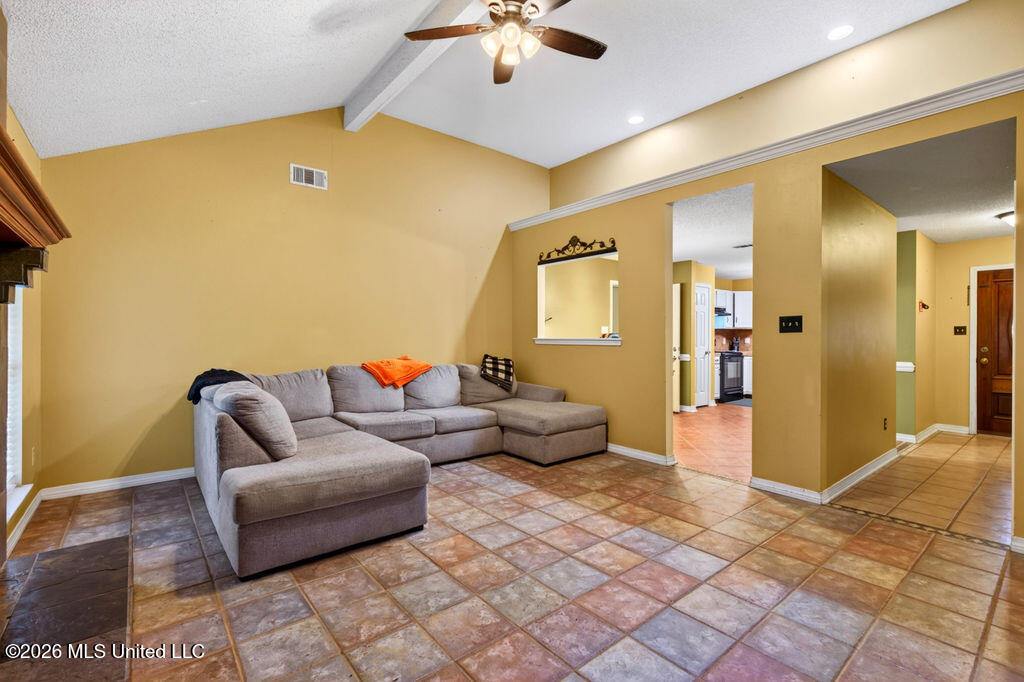 2625 Beachview Drive Property Photo 7