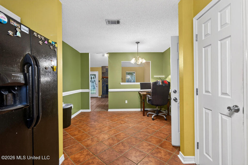 2625 Beachview Drive Property Photo 12