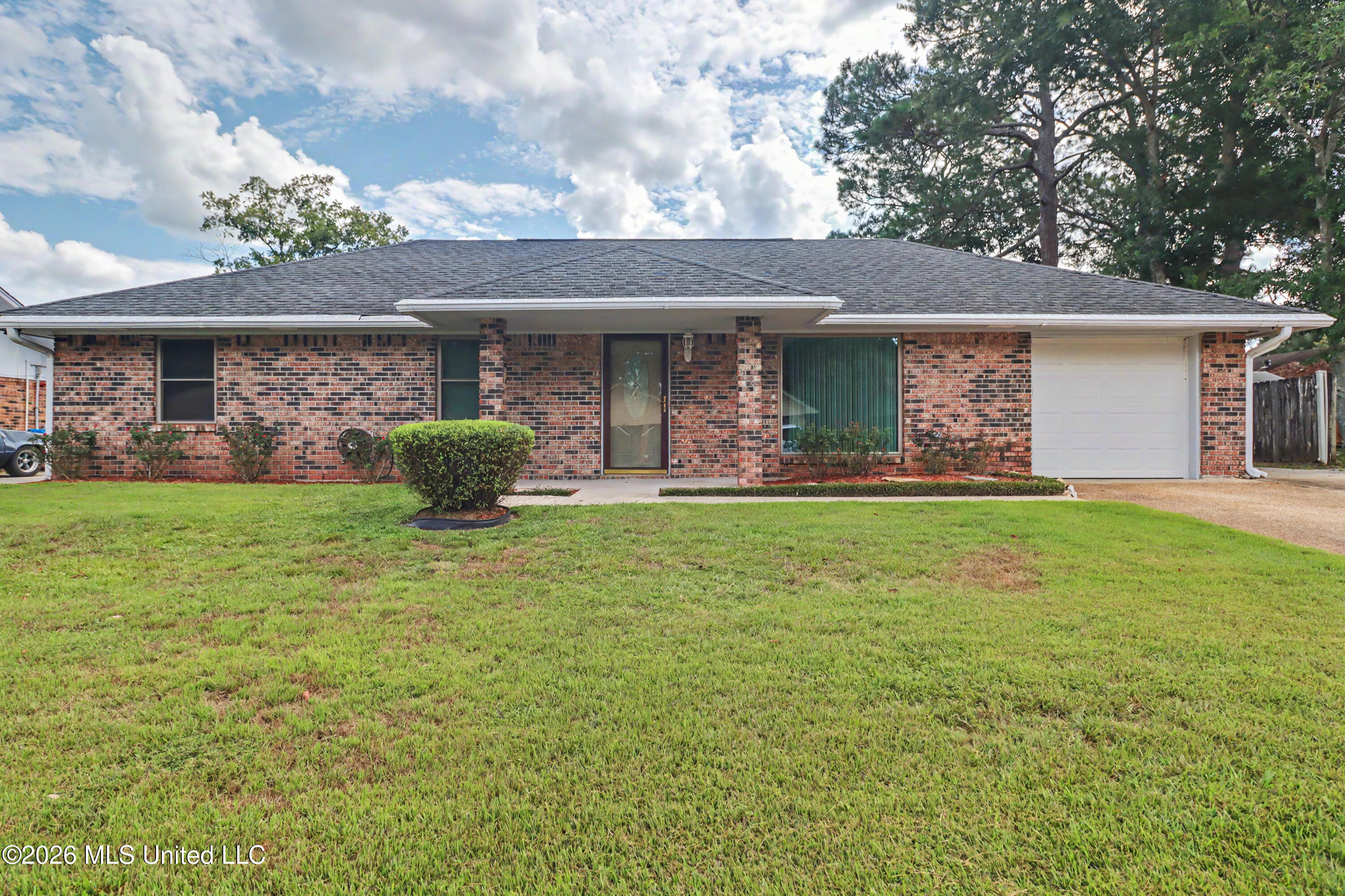 6604 Amherst Drive Property Photo 1