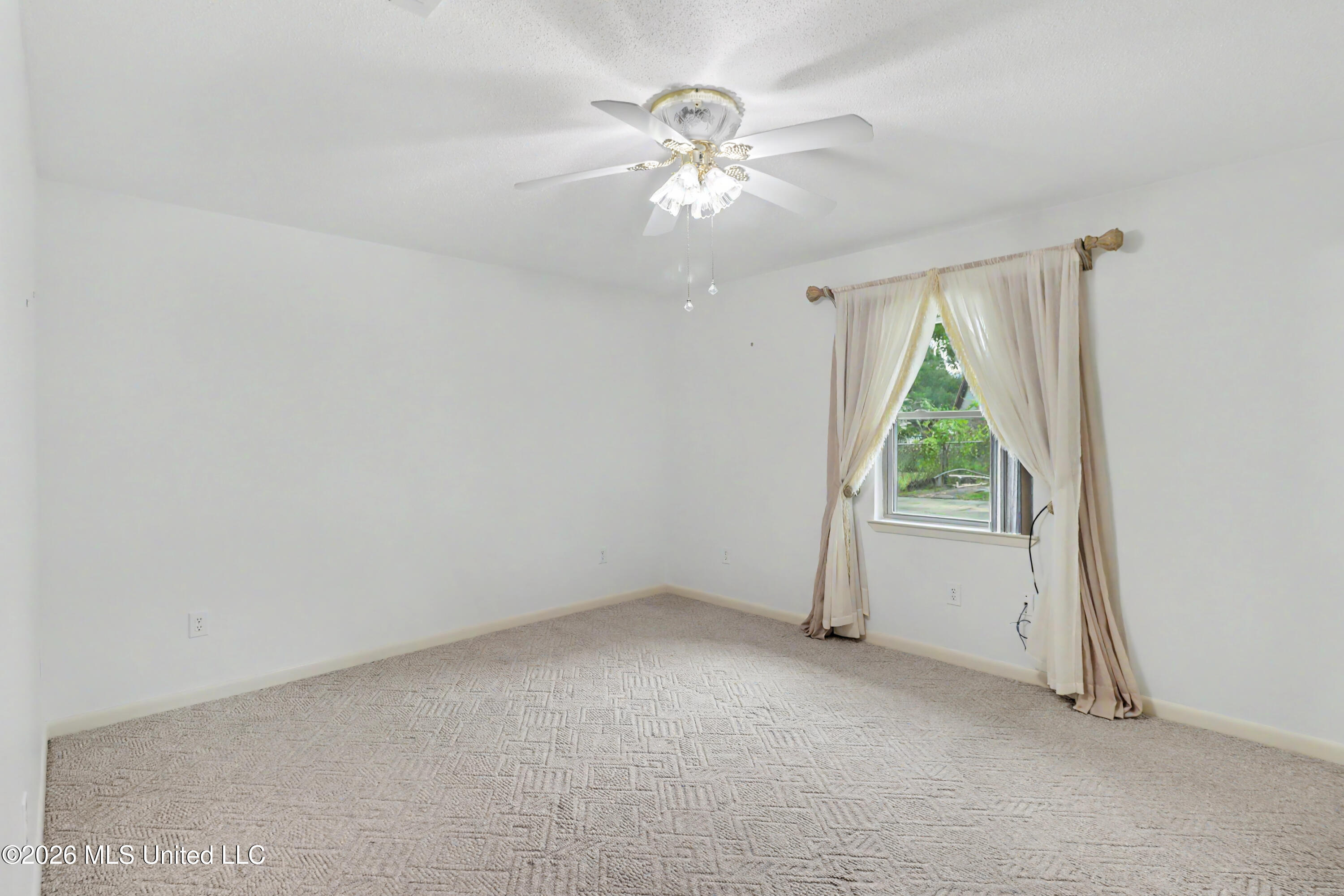 6604 Amherst Drive Property Photo 17