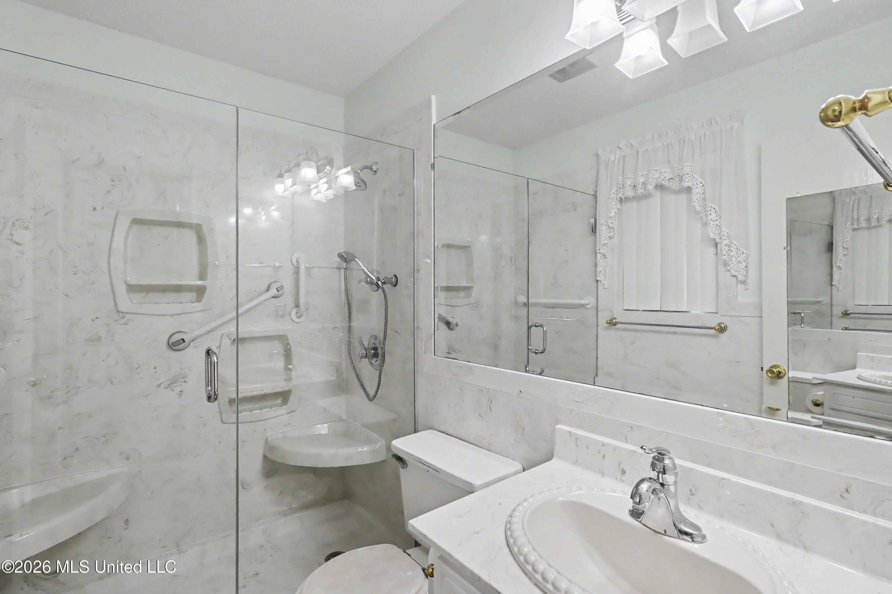 6604 Amherst Drive Property Photo 19