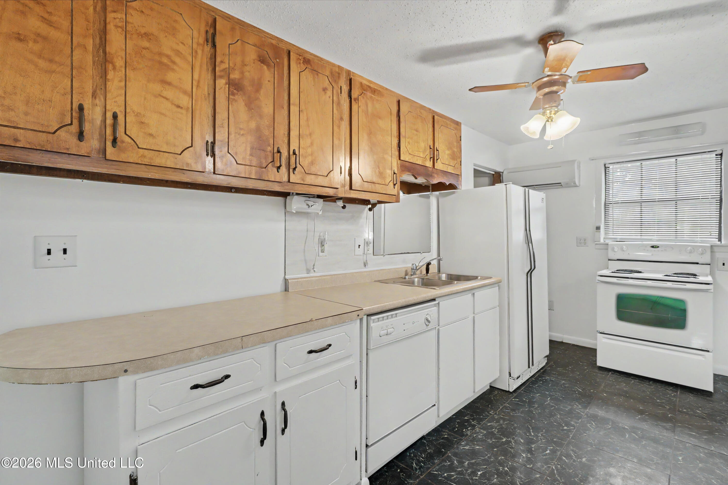 6604 Amherst Drive Property Photo 25