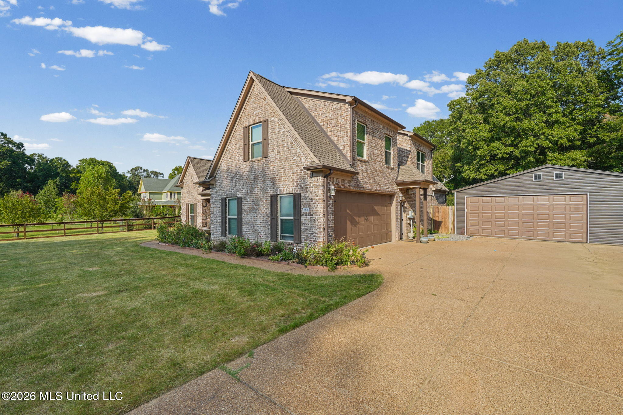 4578 Mccracken Road Property Photo 2