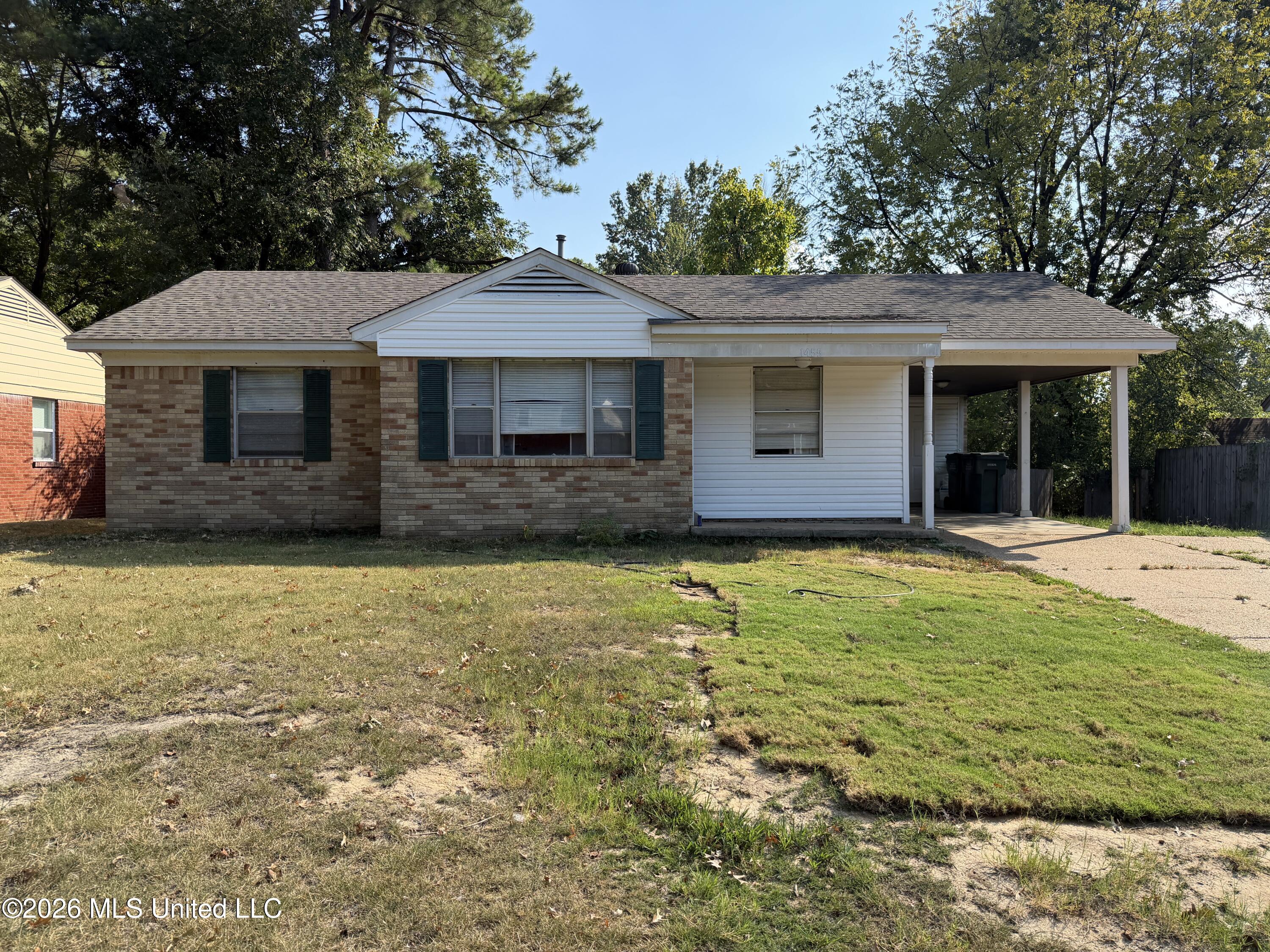 1455 Moss Point Drive Property Photo 1