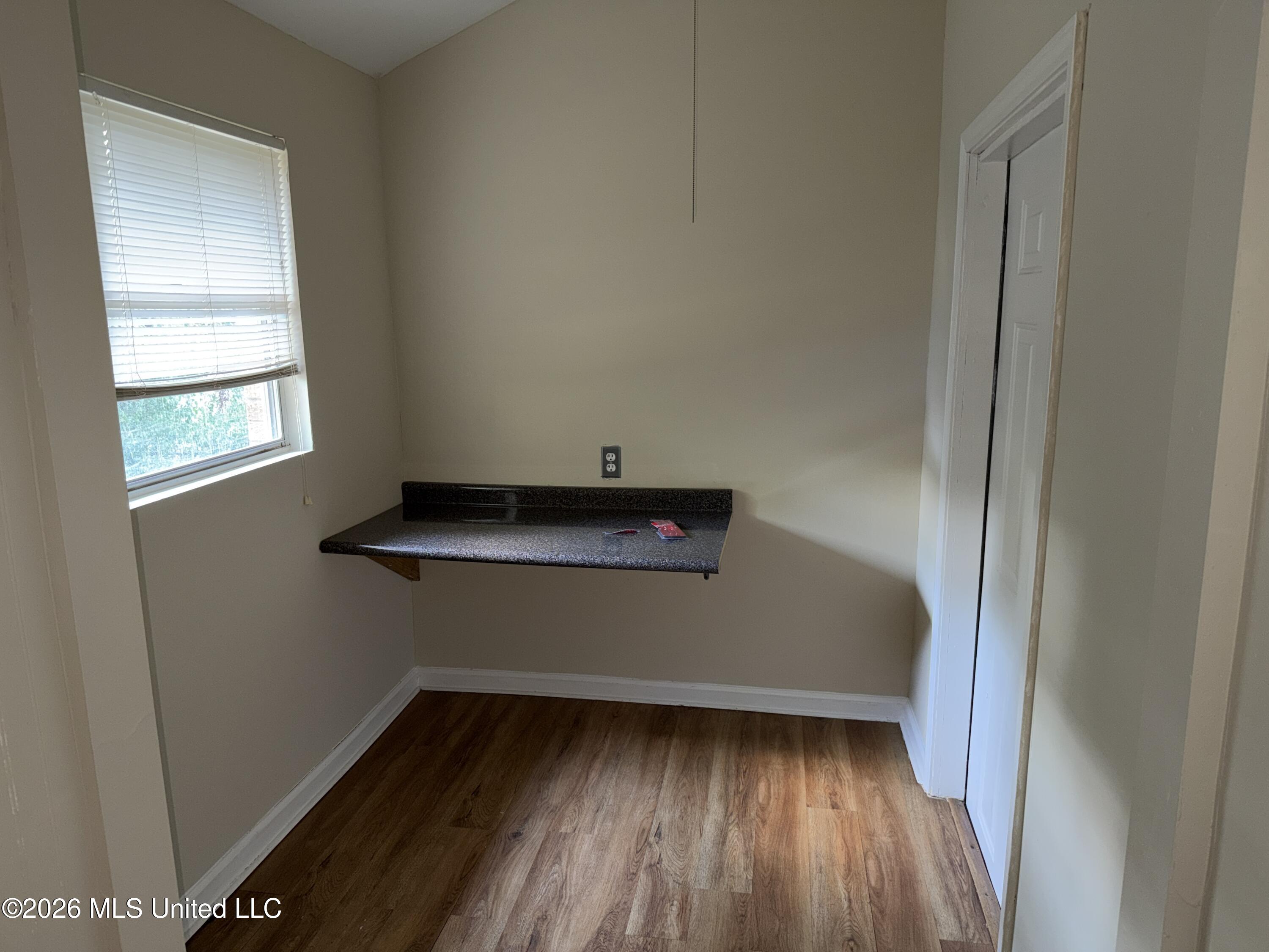 1455 Moss Point Drive Property Photo 8