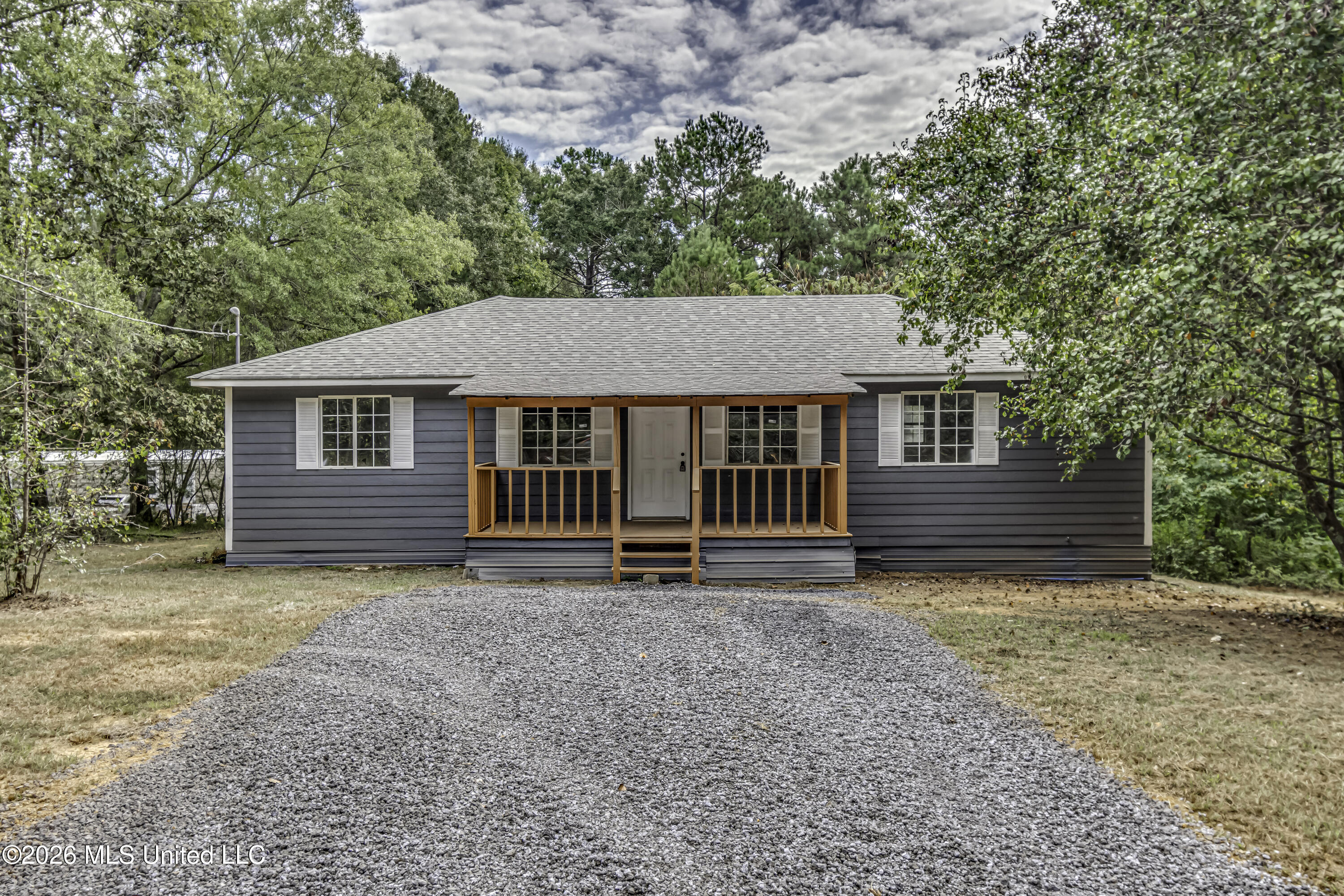 122 Hull Drive Property Photo 1