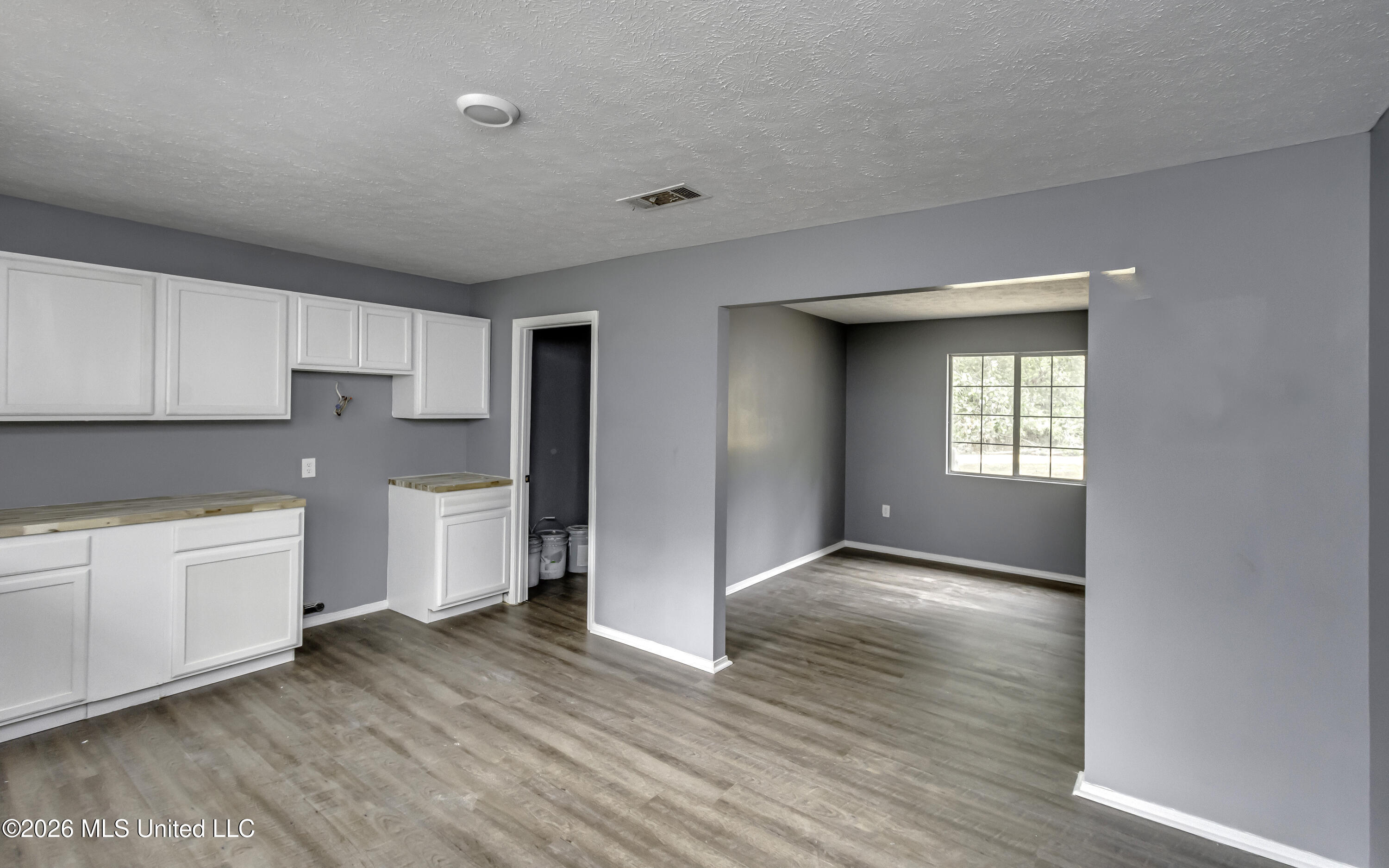 122 Hull Drive Property Photo 6