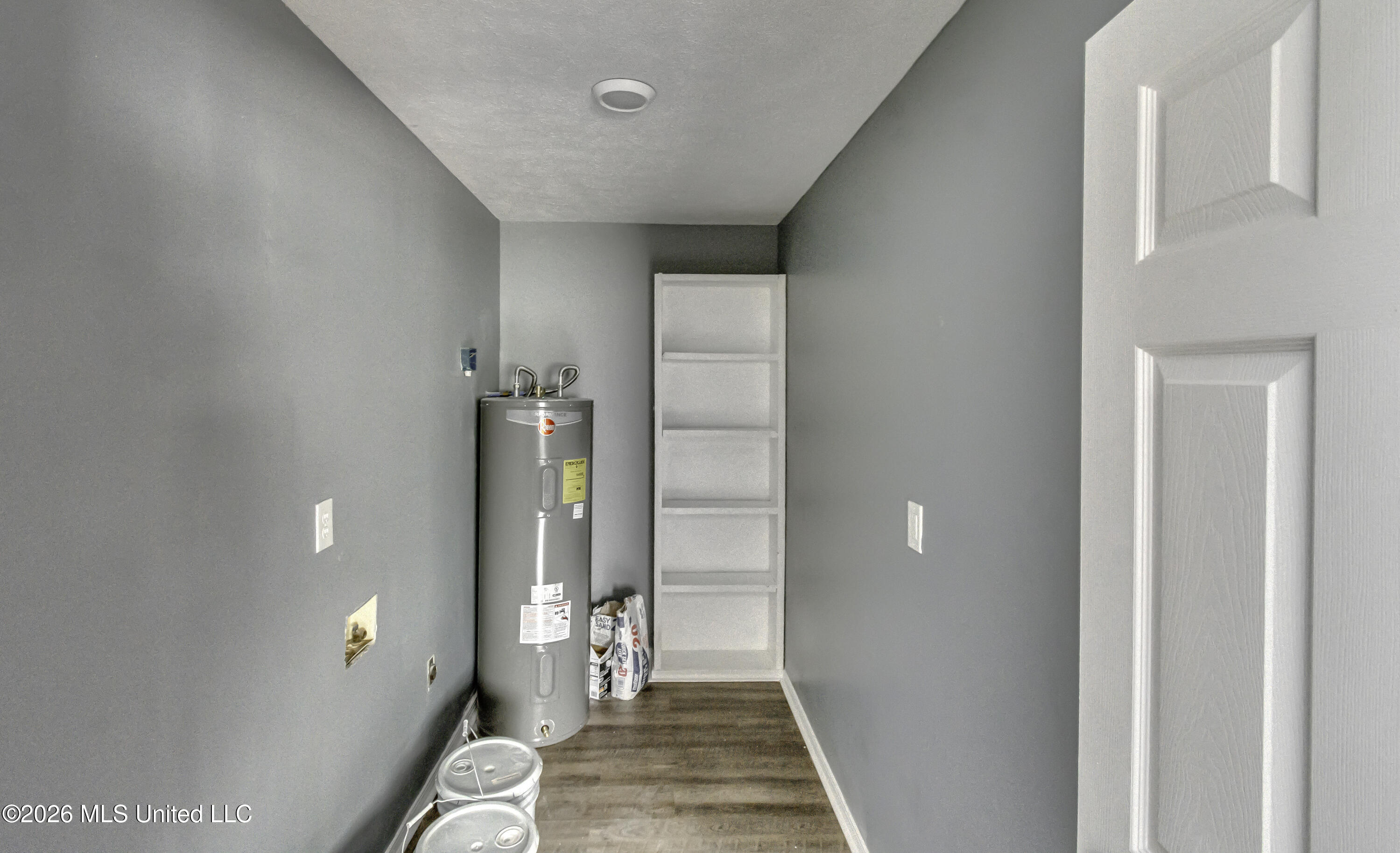 122 Hull Drive Property Photo 9