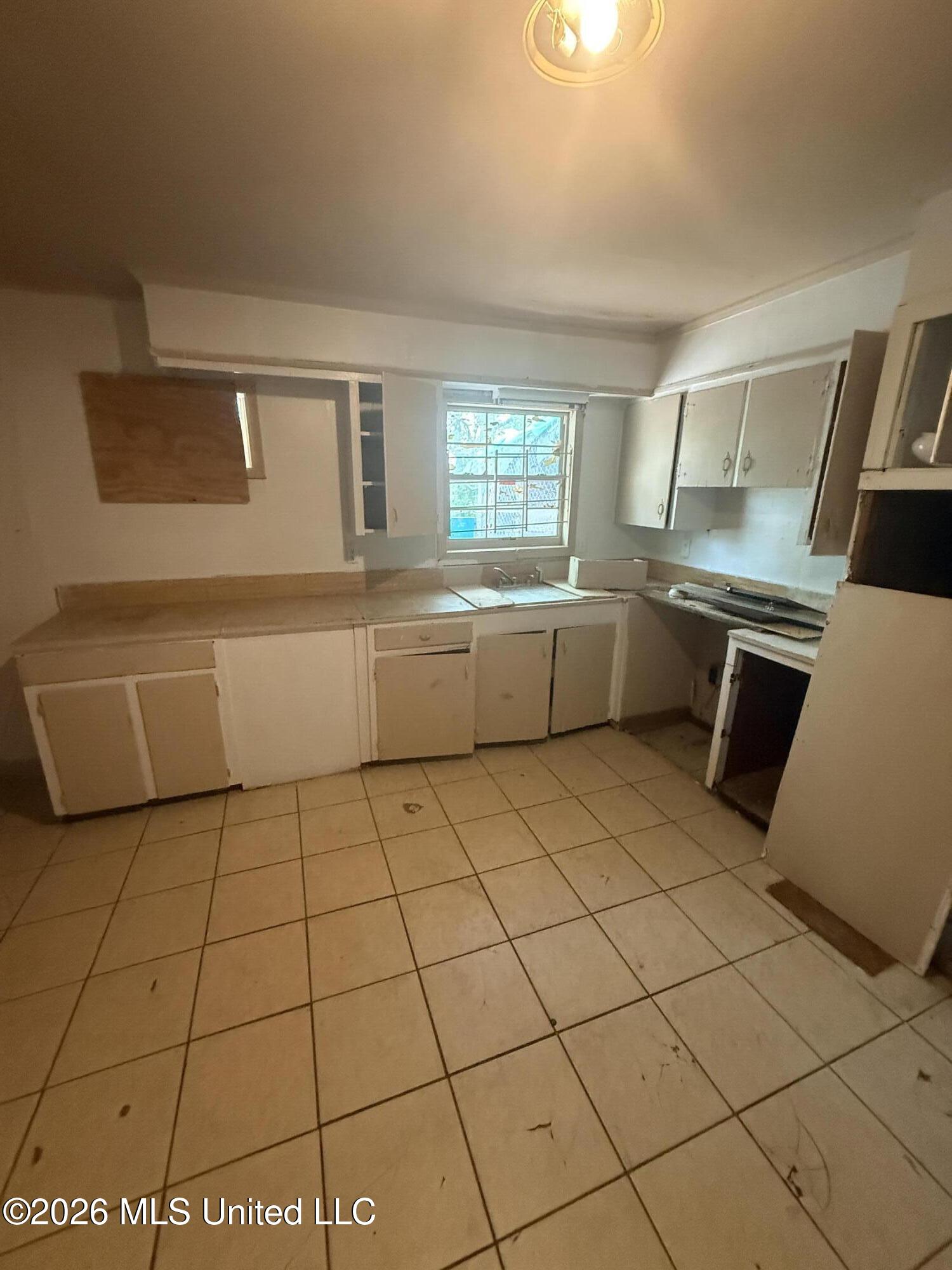 2640 Key Street Property Photo 3