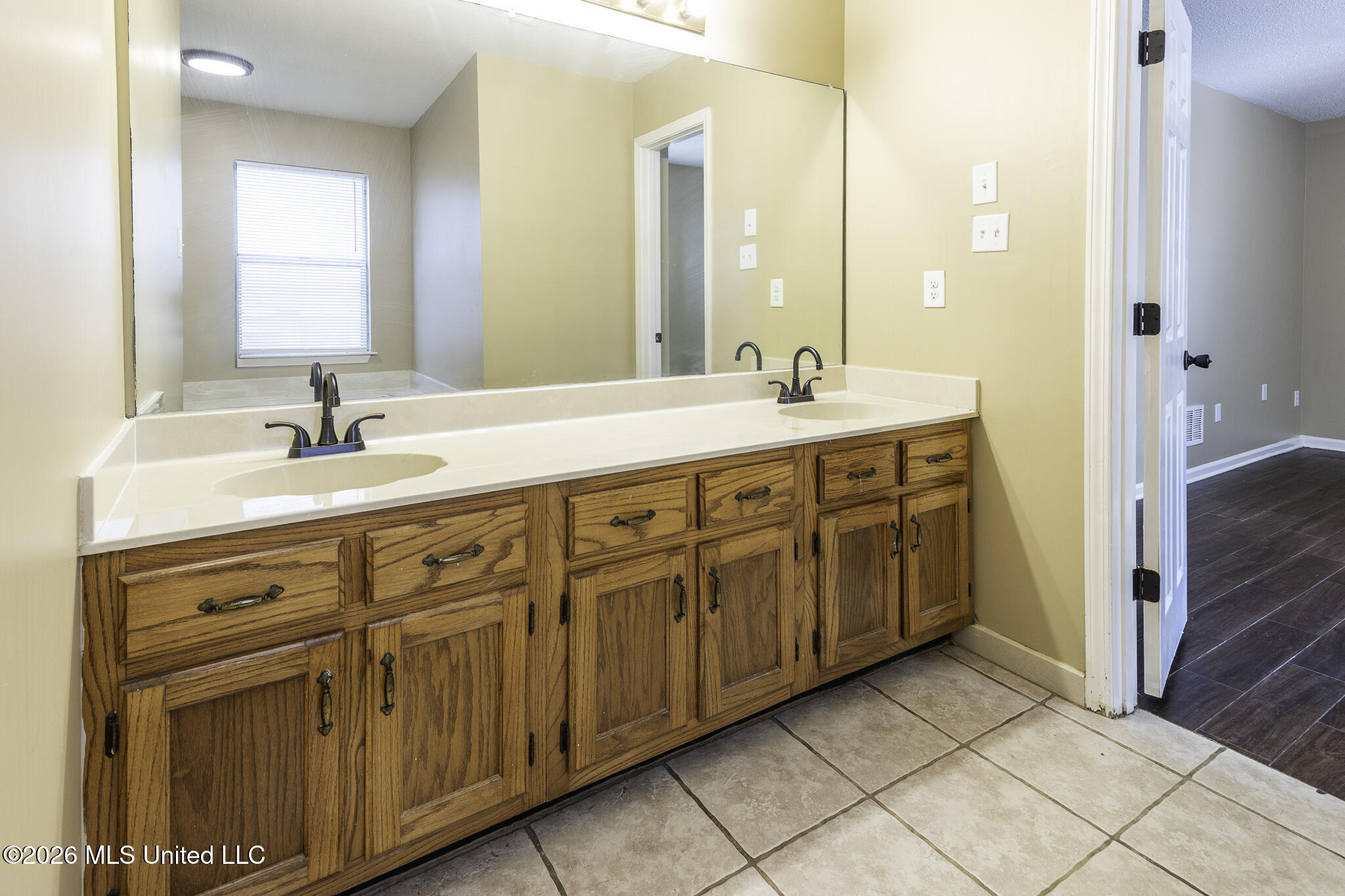 1554 Joy Boulevard Property Photo 7