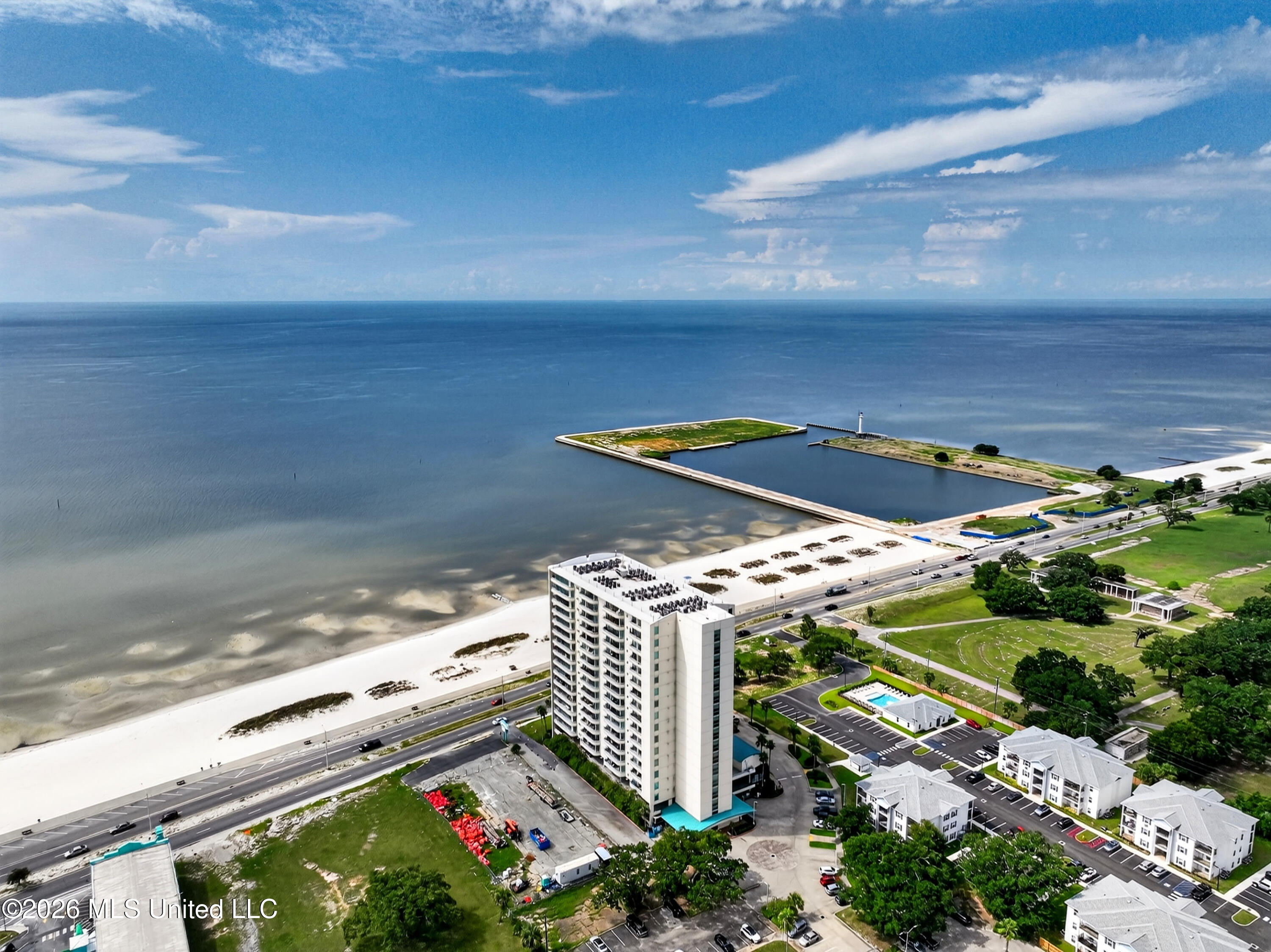 2060 Beach Boulevard Property Photo 2