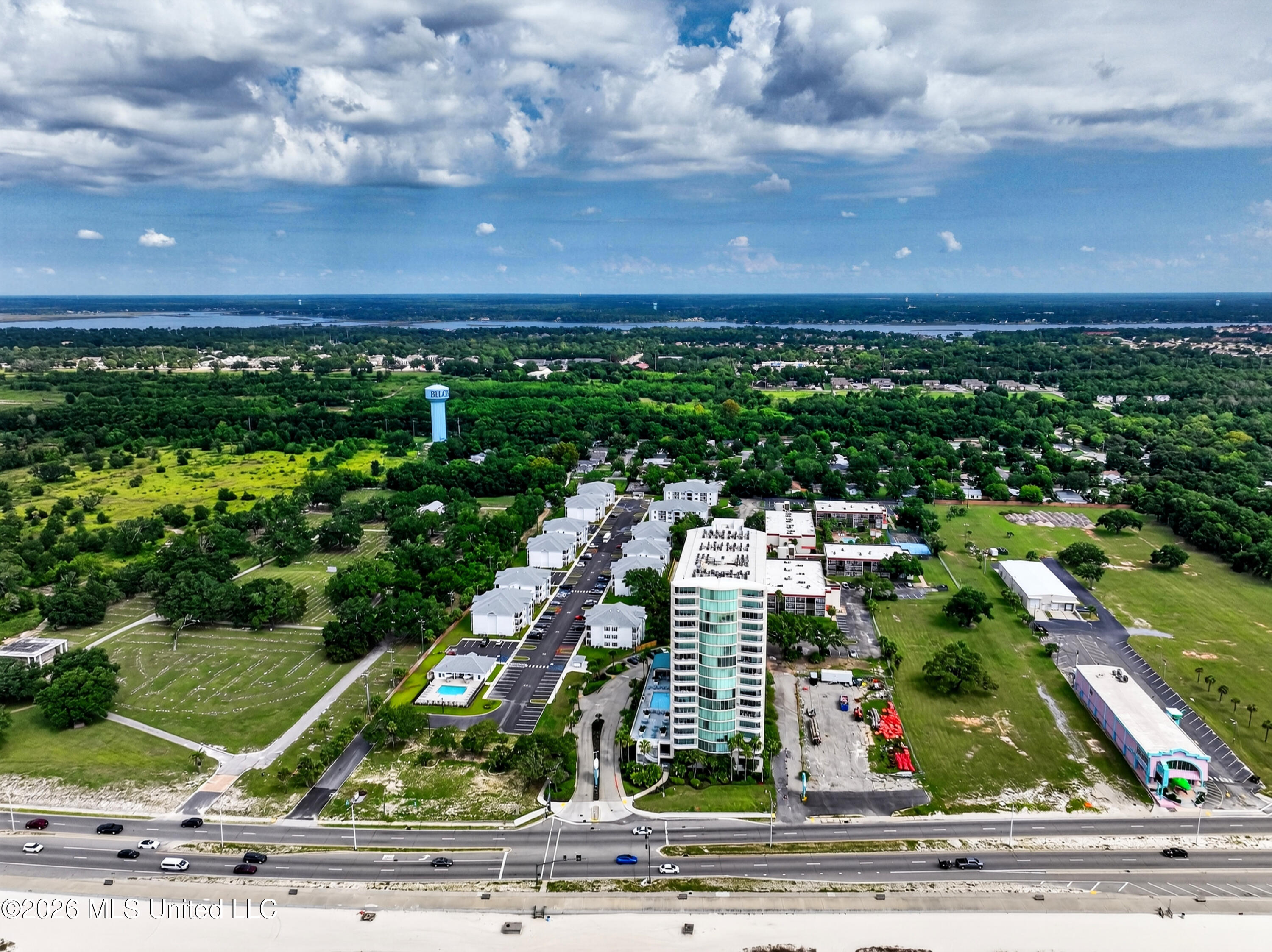 2060 Beach Boulevard Property Photo 5