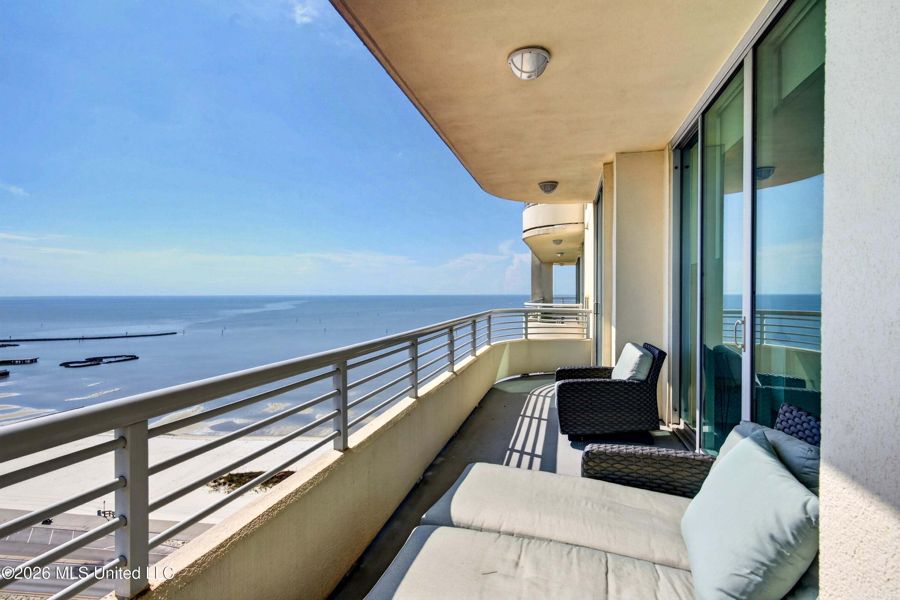 2060 Beach Boulevard Property Photo 18