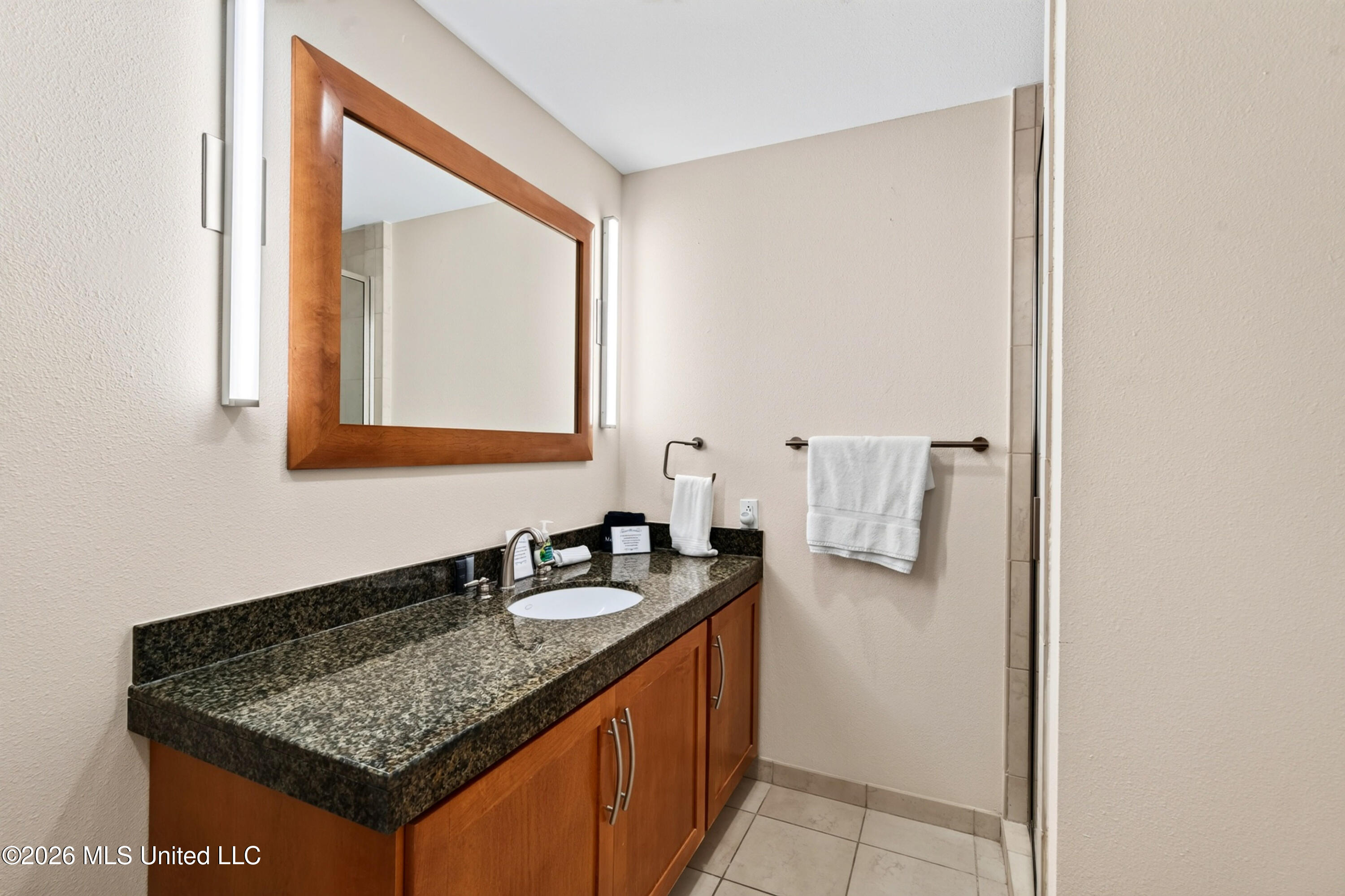 2060 Beach Boulevard Property Photo 24