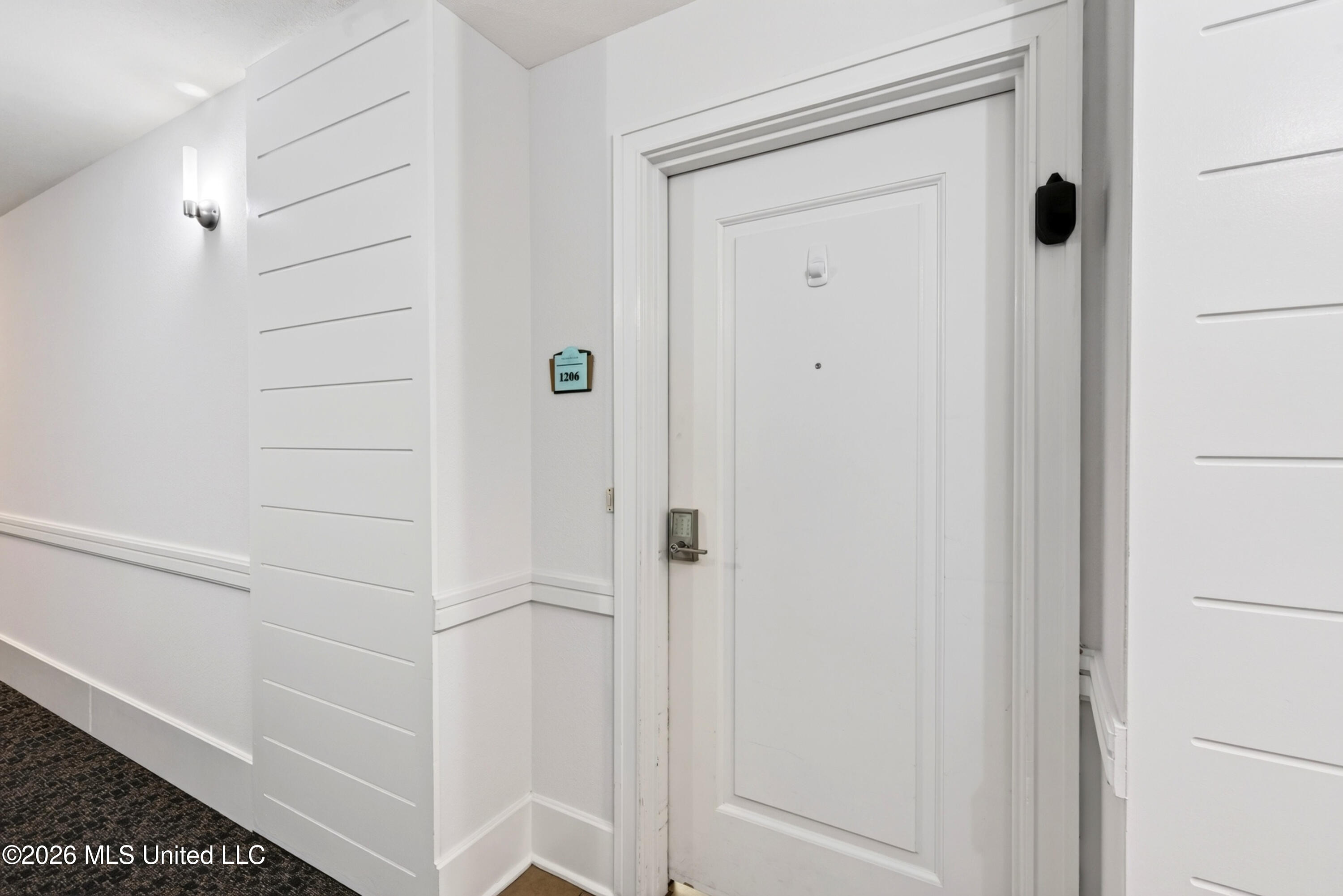 2060 Beach Boulevard Property Photo 29