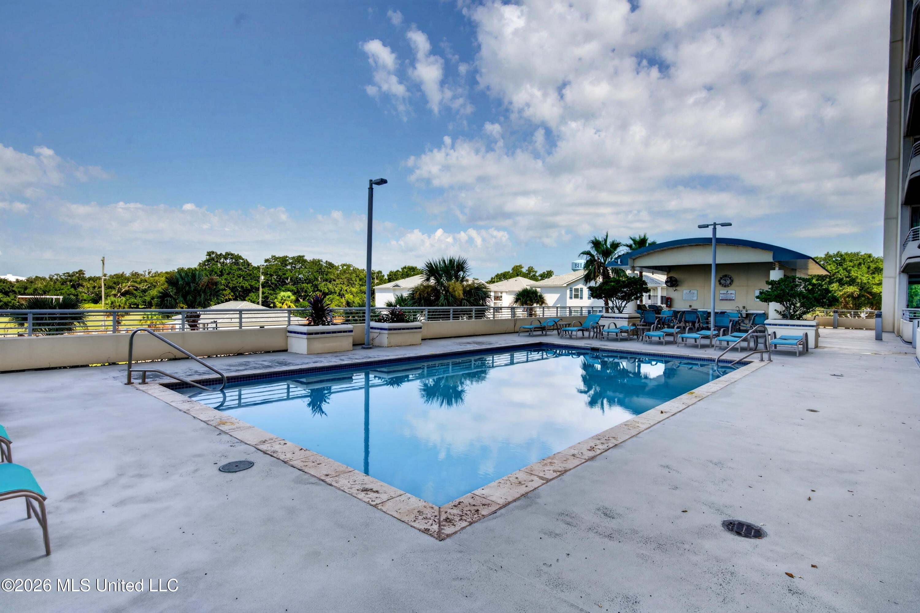 2060 Beach Boulevard Property Photo 34