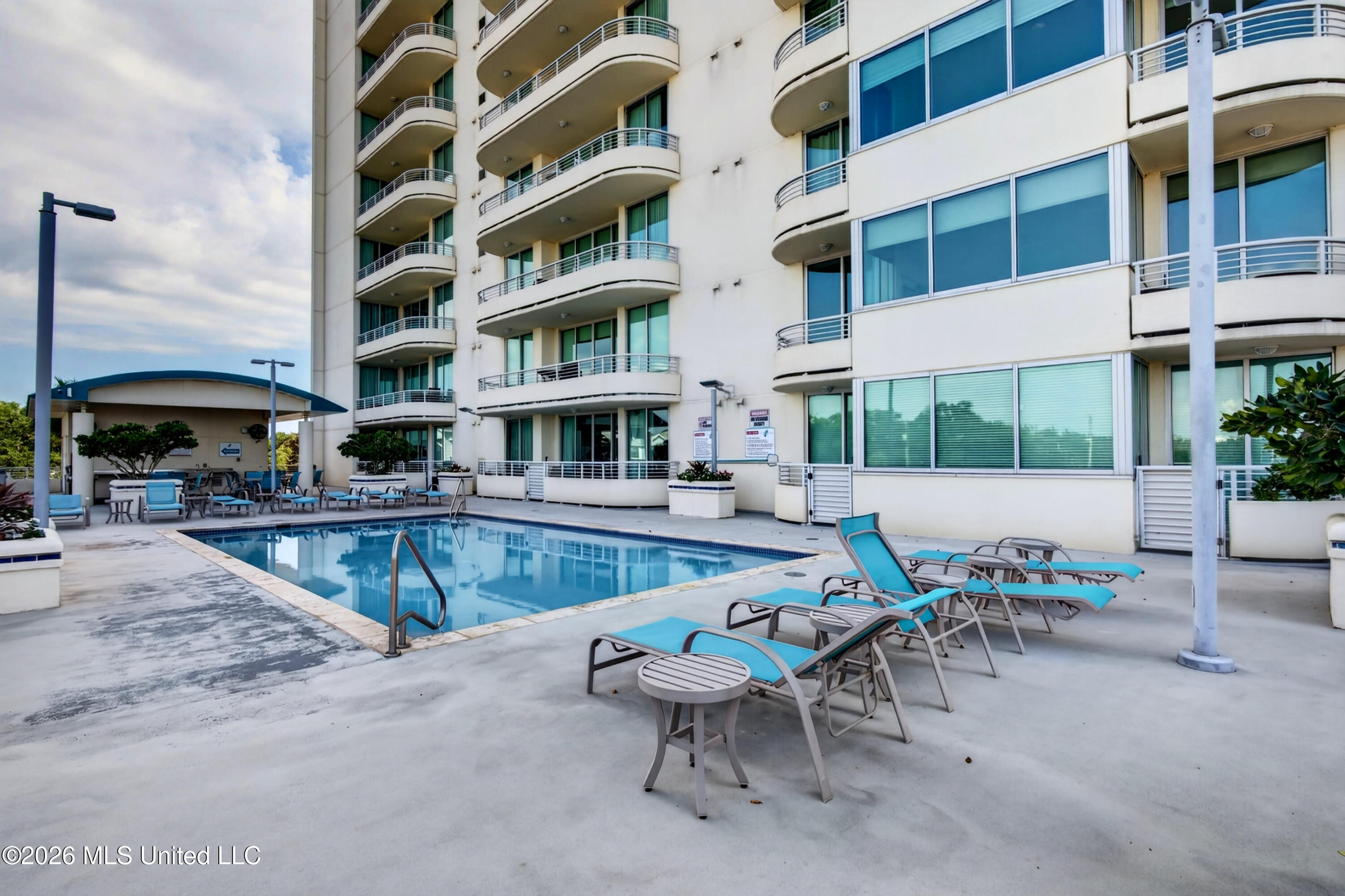2060 Beach Boulevard Property Photo 36