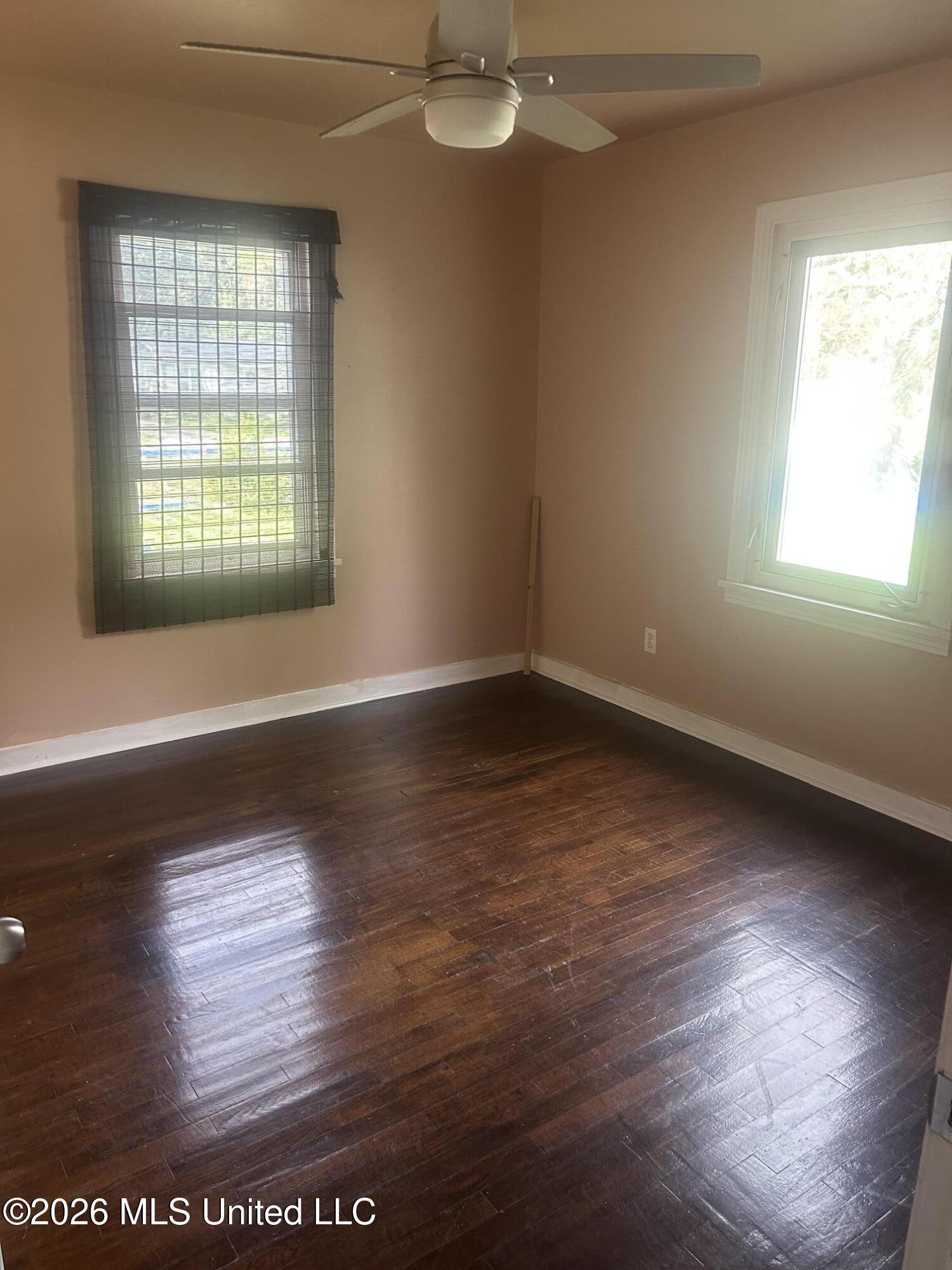 309 43rd Street Property Photo 5