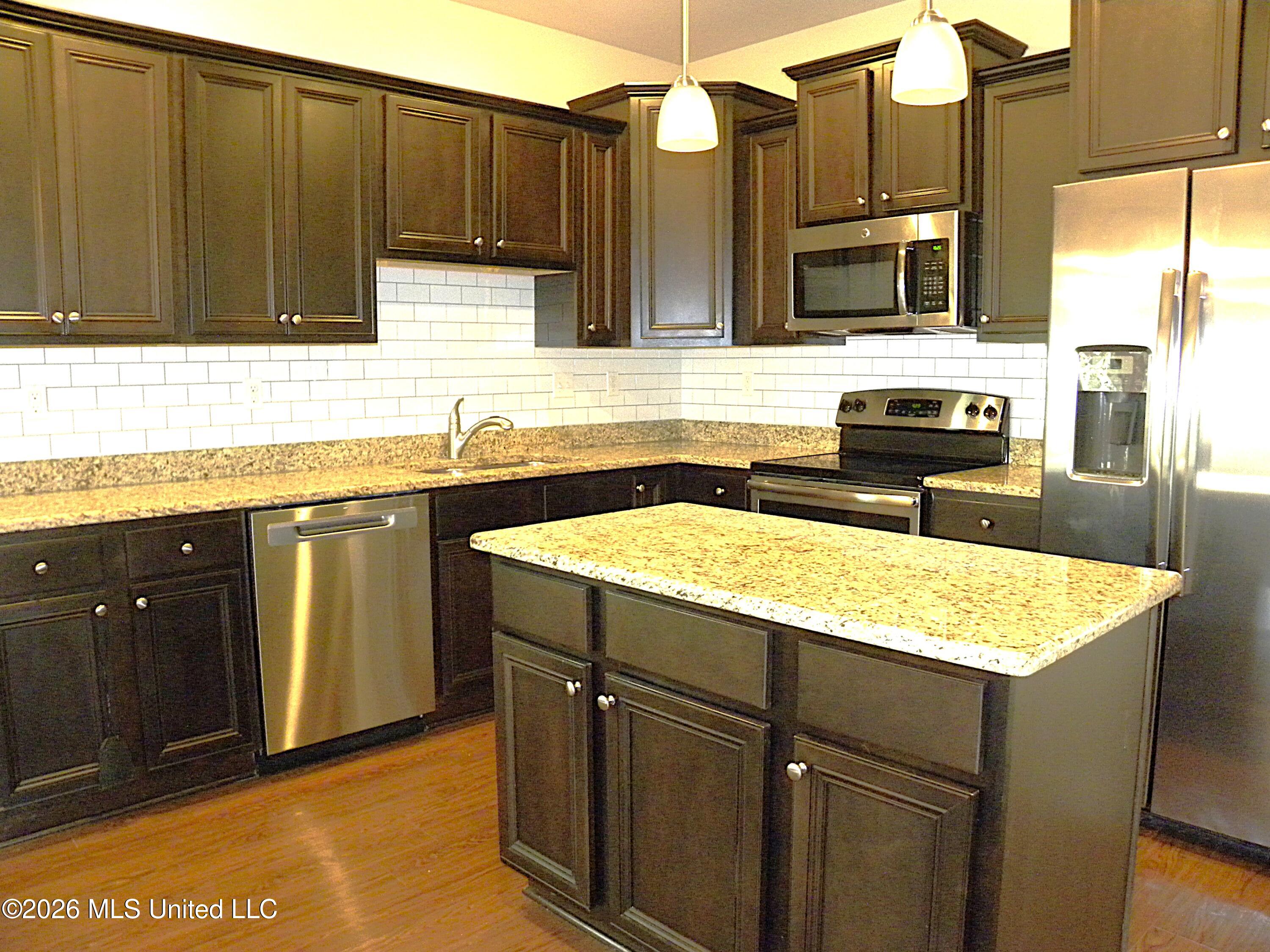 108 Clear Springs Circle Property Photo 11