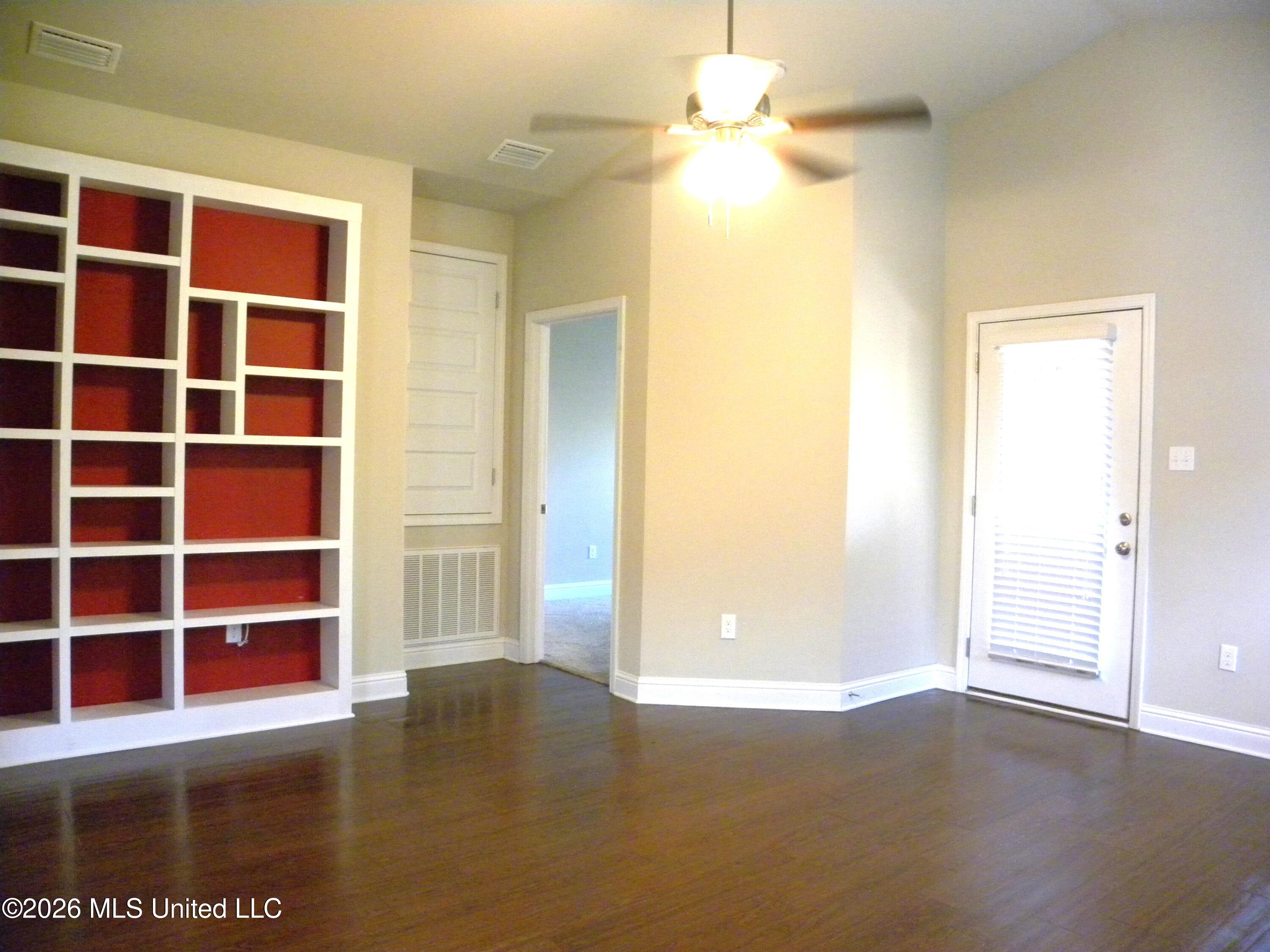 108 Clear Springs Circle Property Photo 17