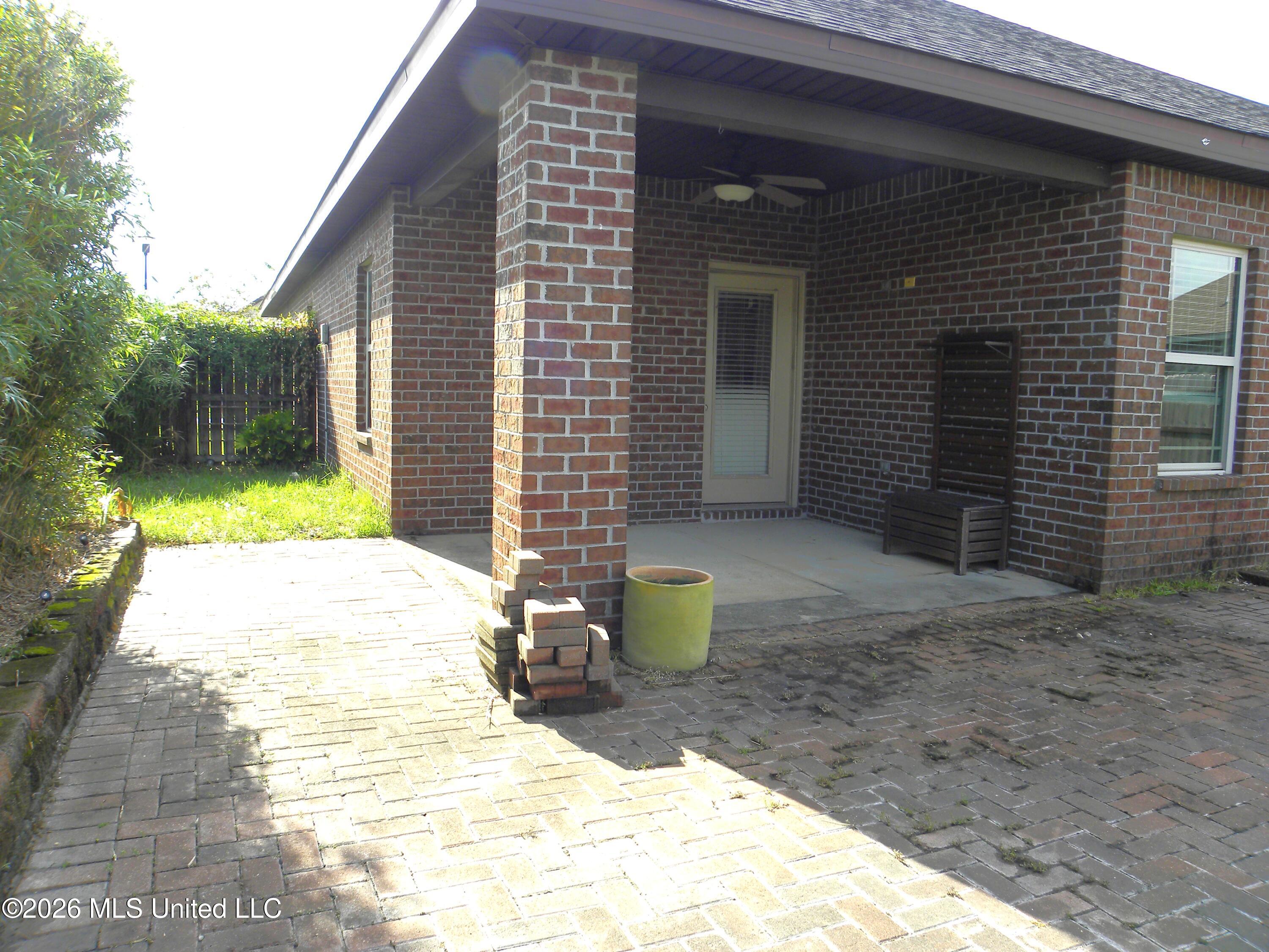 108 Clear Springs Circle Property Photo 41