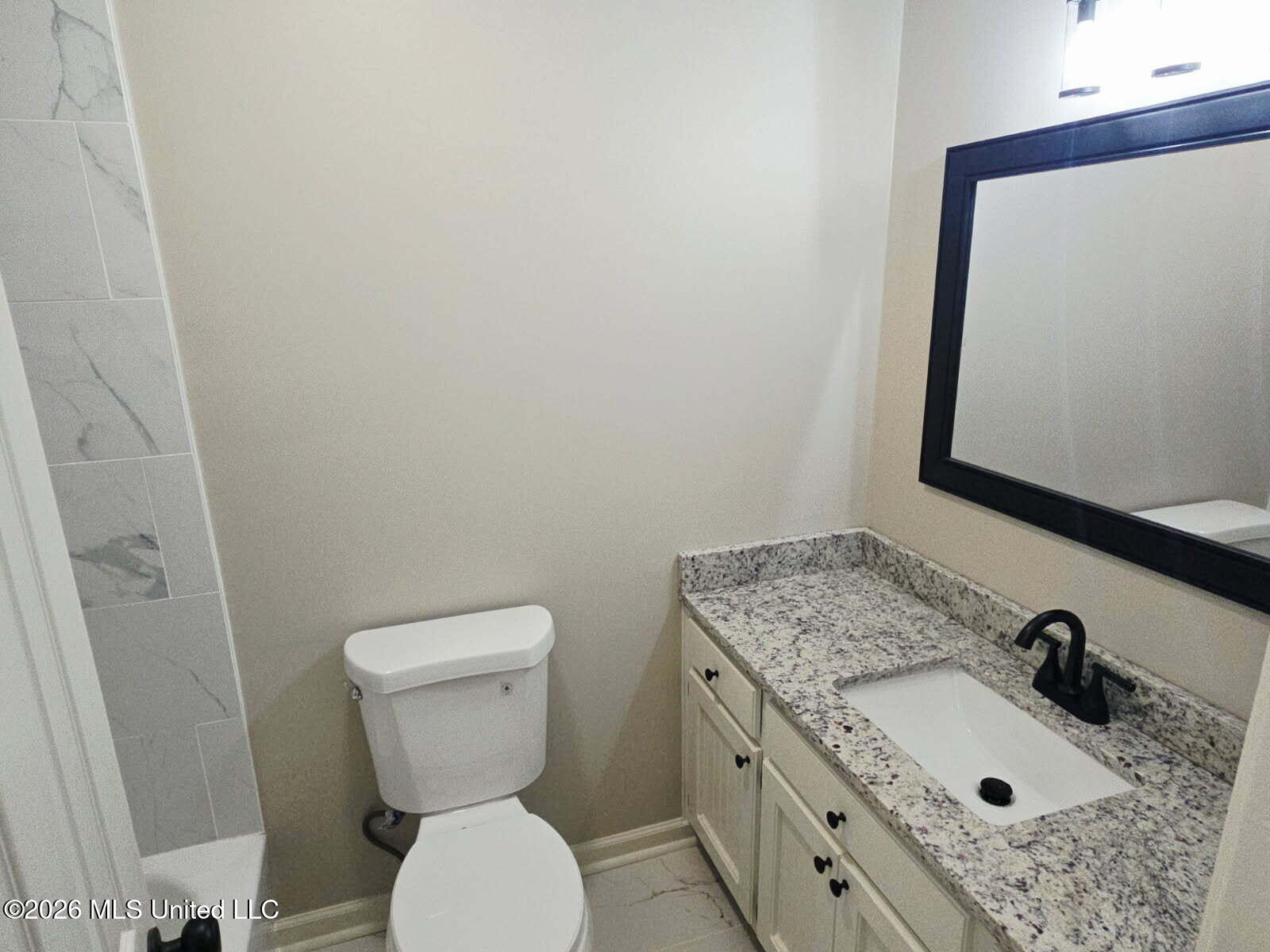 104 N Old Highway 15 Property Photo 12