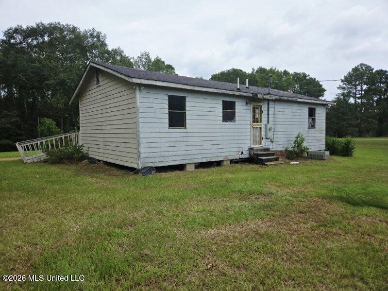 1096 Hansen Road Property Photo 3