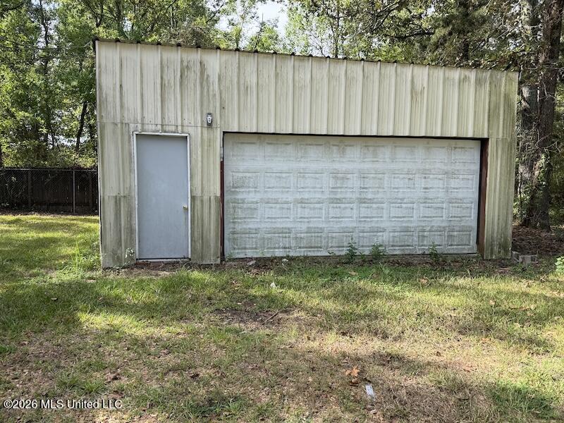 301 Sloan Drive Property Photo 8