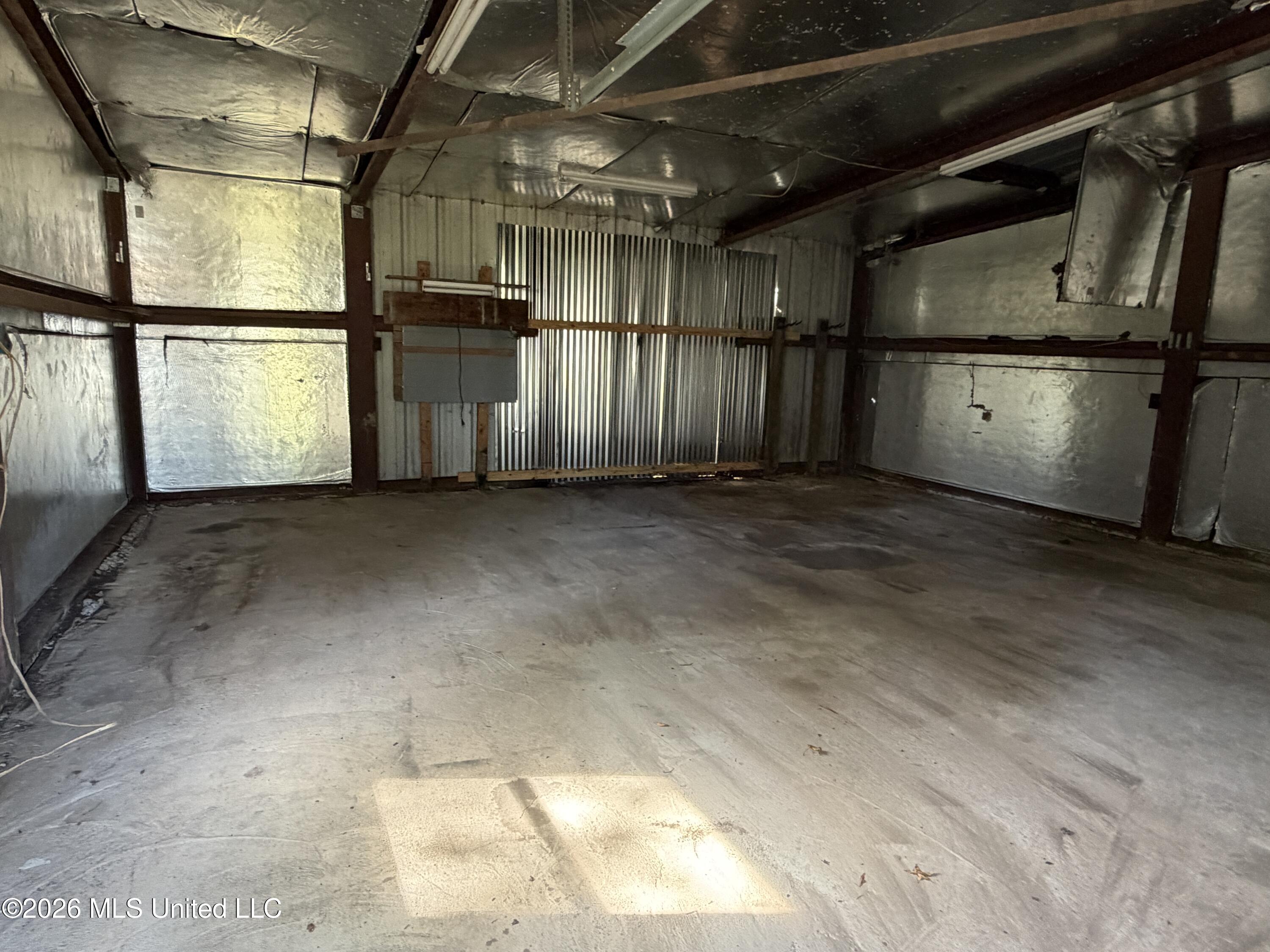 301 Sloan Drive Property Photo 9