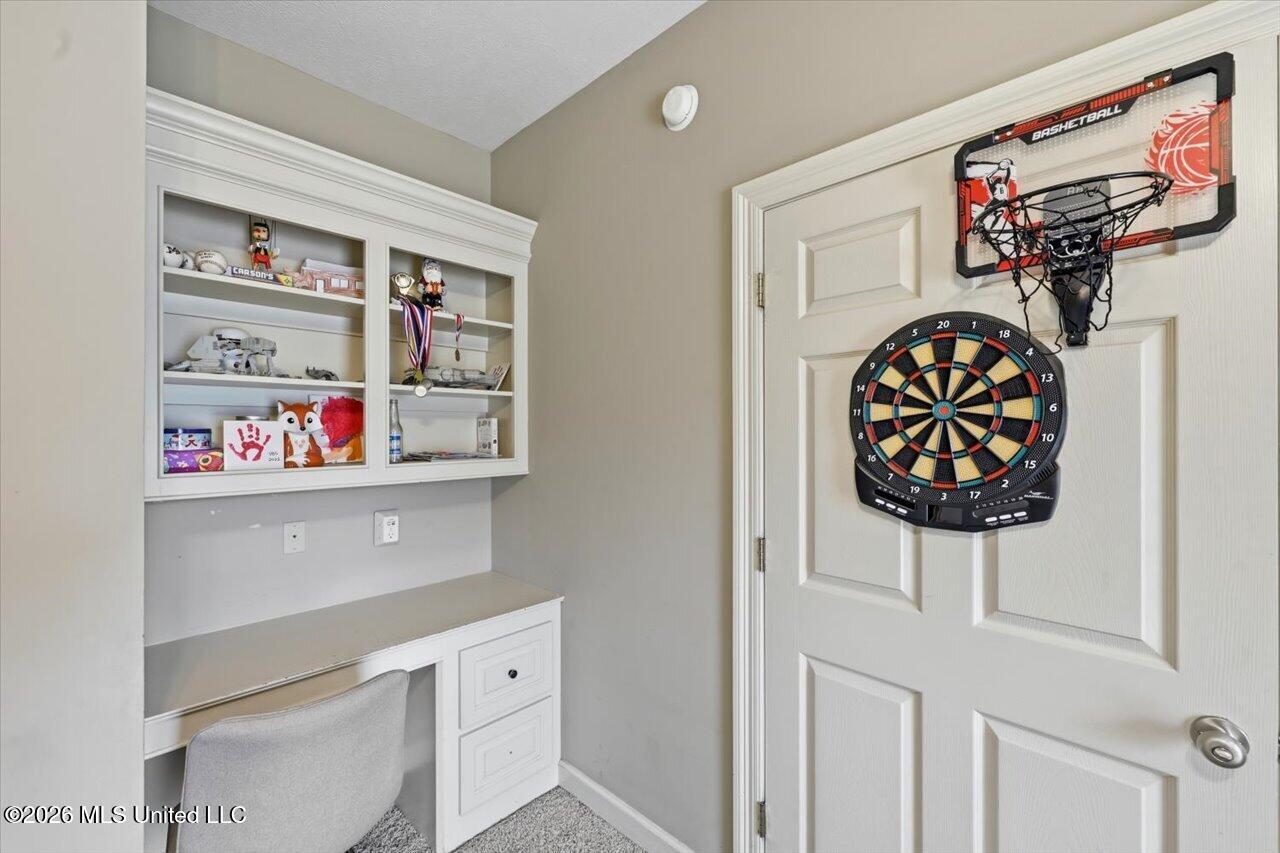 313 Hunters Ridge Drive Property Photo 26