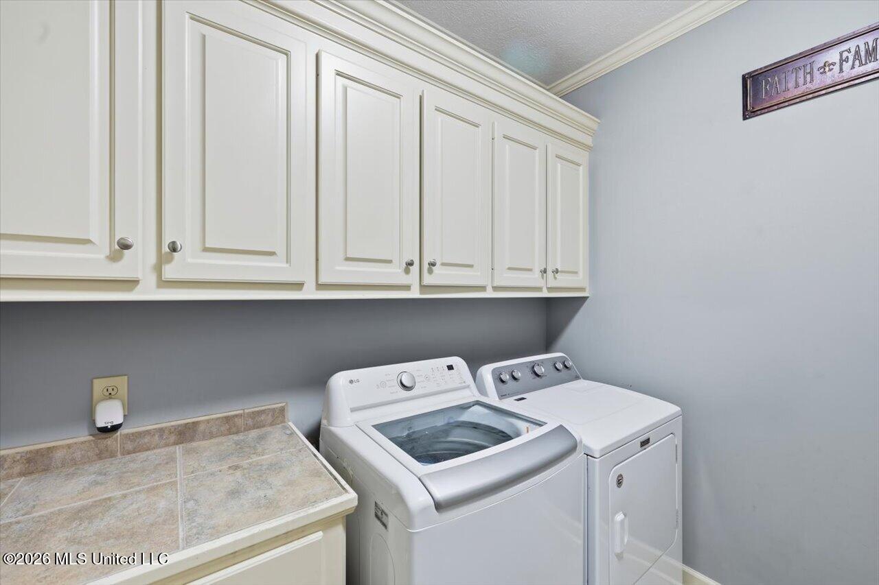 313 Hunters Ridge Drive Property Photo 29