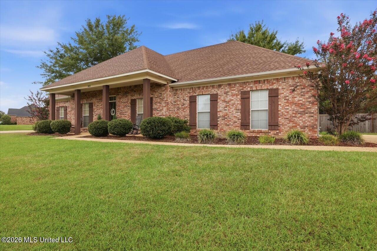 313 Hunters Ridge Drive Property Photo 39