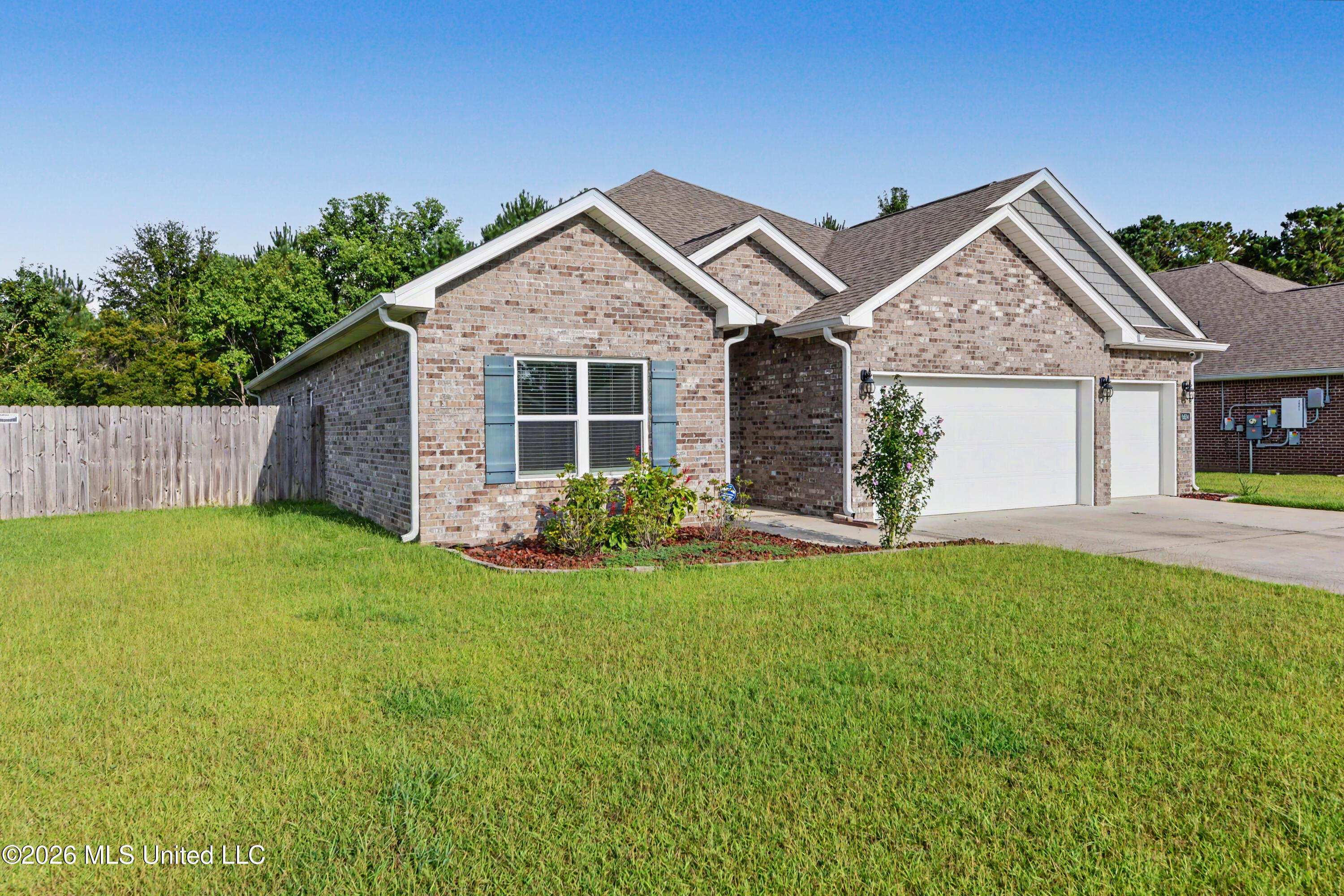 9524 Mallette Drive Property Photo 2
